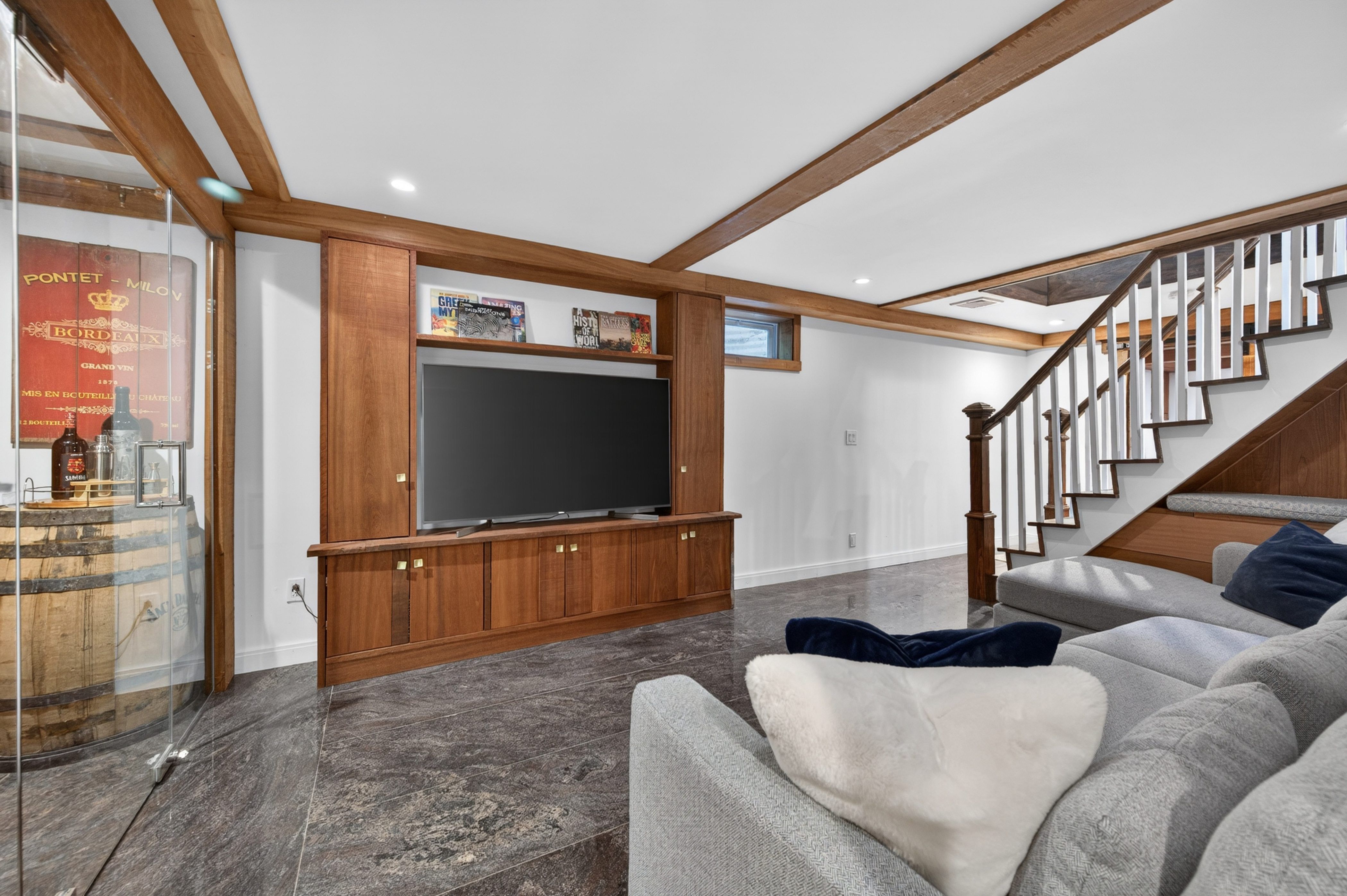  16 Warwick Place, Port Washington, NY, 11050 - 物件實景