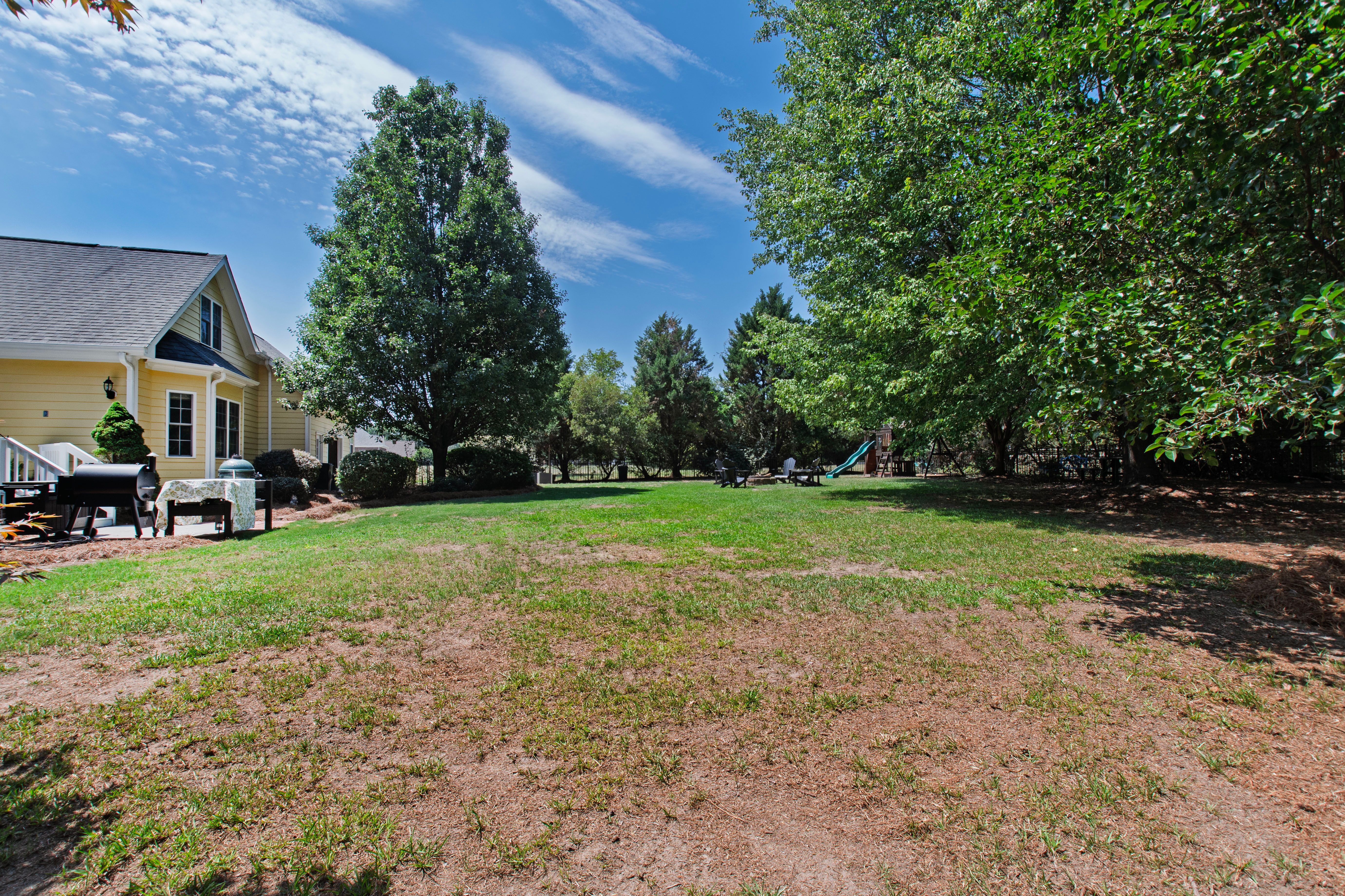  1305 Brook Hill Drive, Clayton, NC 27520 - 物件實景