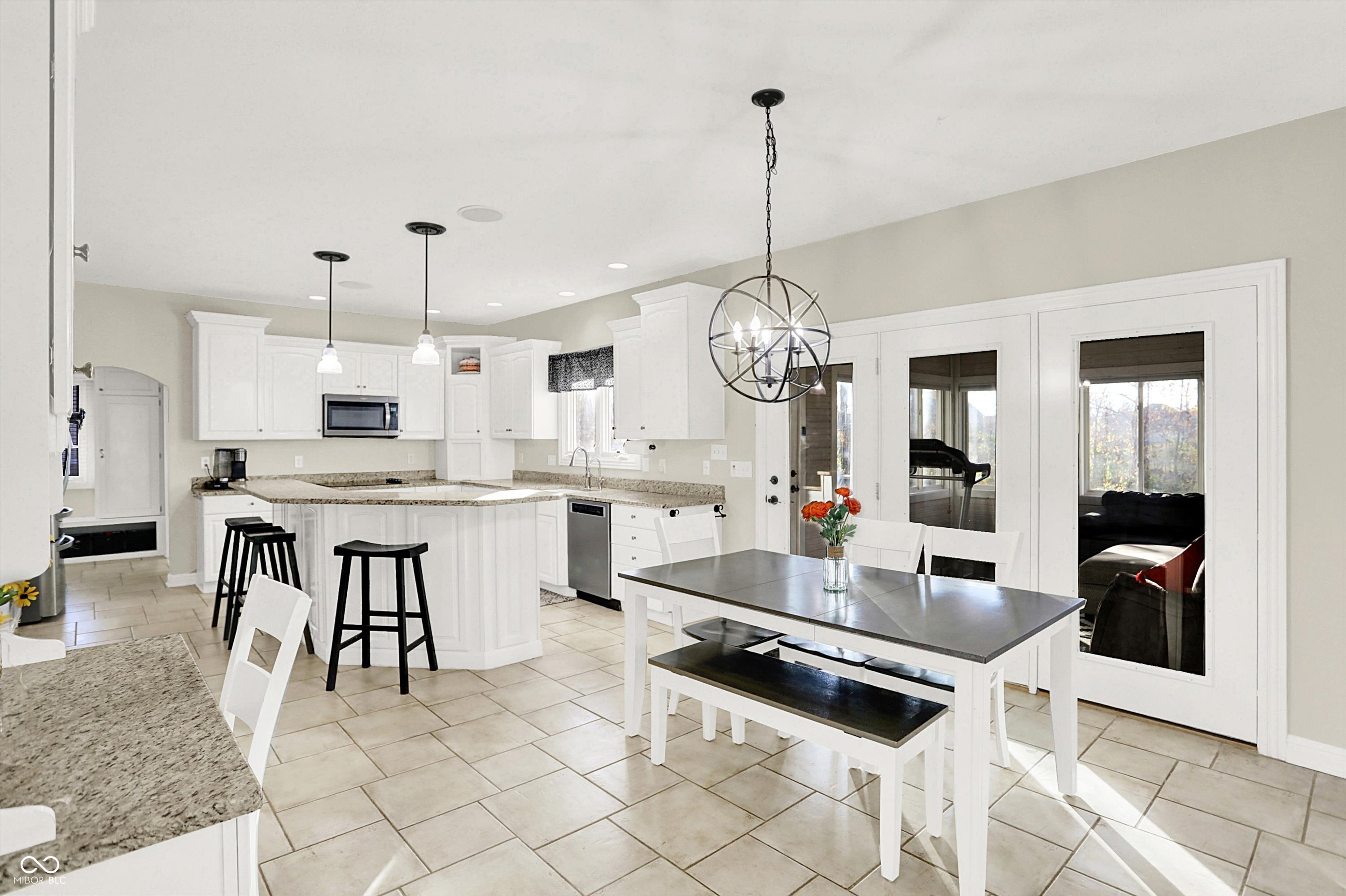 Fishers, Indiana, 46037, United States, 6 Bedrooms Bedrooms, ,5 BathroomsBathrooms,Residential,For Sale,1992348