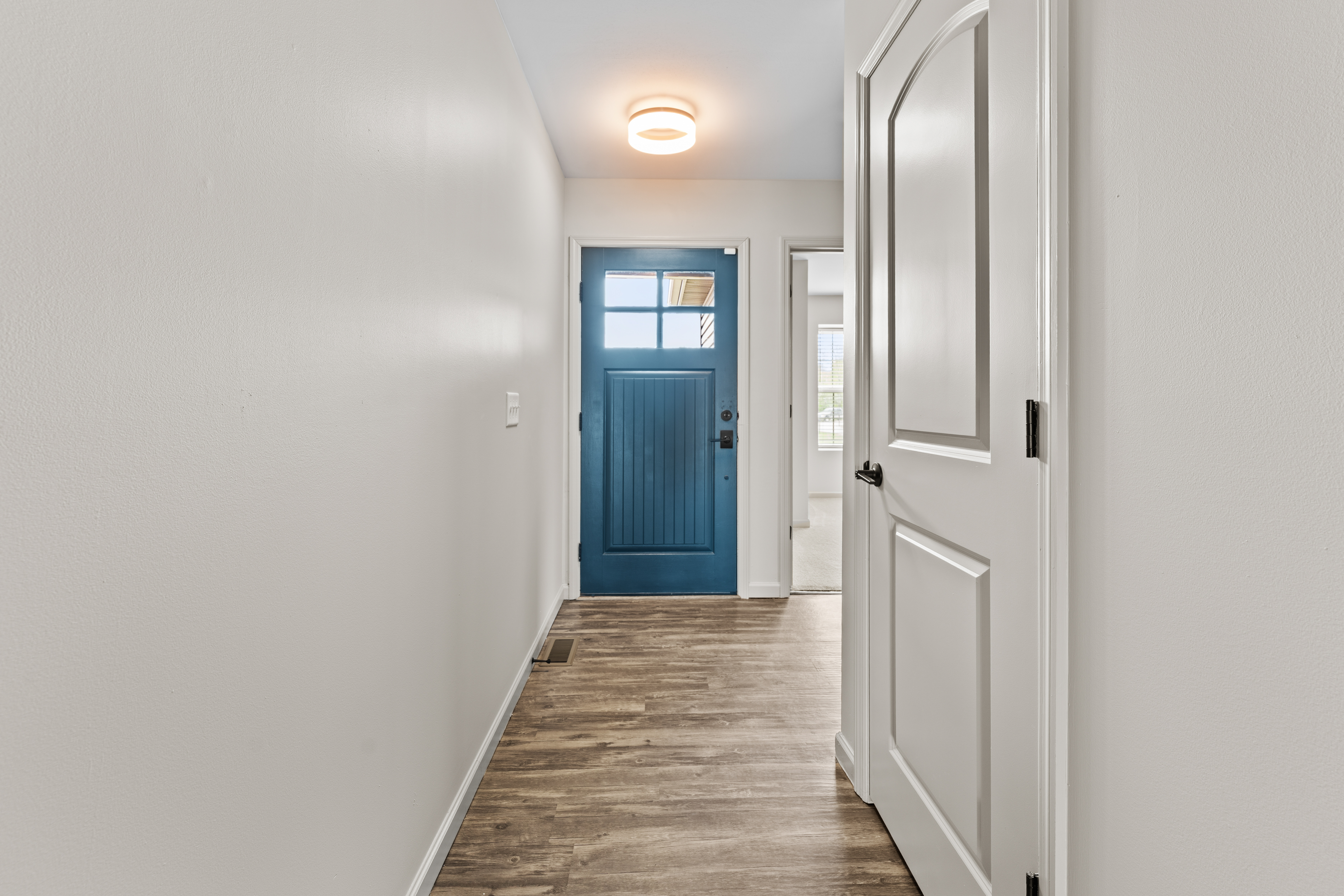  Charming Modern Ranch with Energy Efficiency and Endless Potential - 物件實景