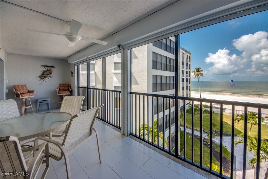 Fort Myers Beach, Florida, 33931, United States, 3 Bedrooms Bedrooms, ,2 BathroomsBathrooms,Residential,For Sale,1975122