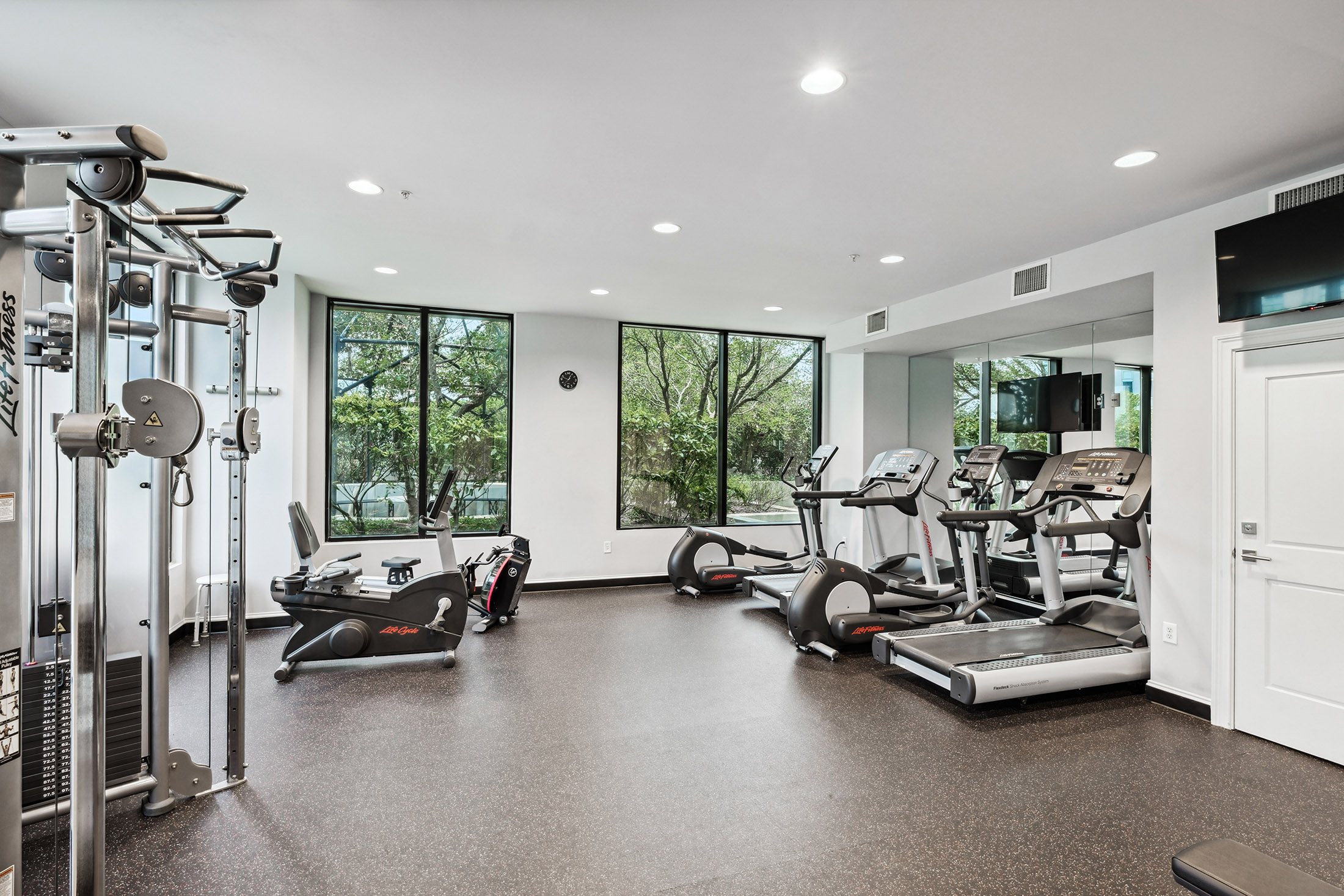  Exceptional Space, Skyline Views, and an Unbeatable Buckhead Location - 物件實景