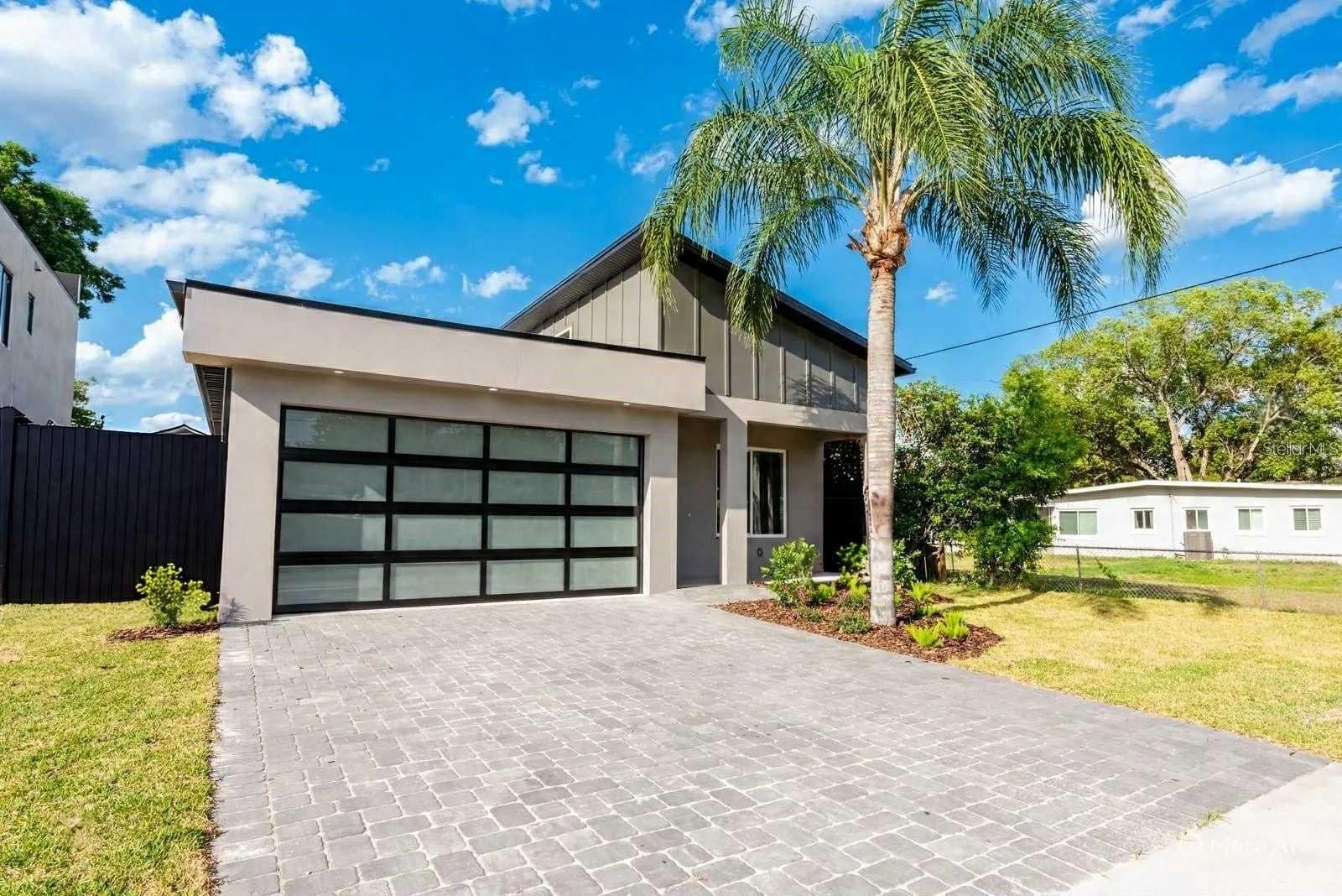ORLANDO, Florida, 32806, United States, 4 Bedrooms Bedrooms, ,3 BathroomsBathrooms,Residential,For Sale,1923466