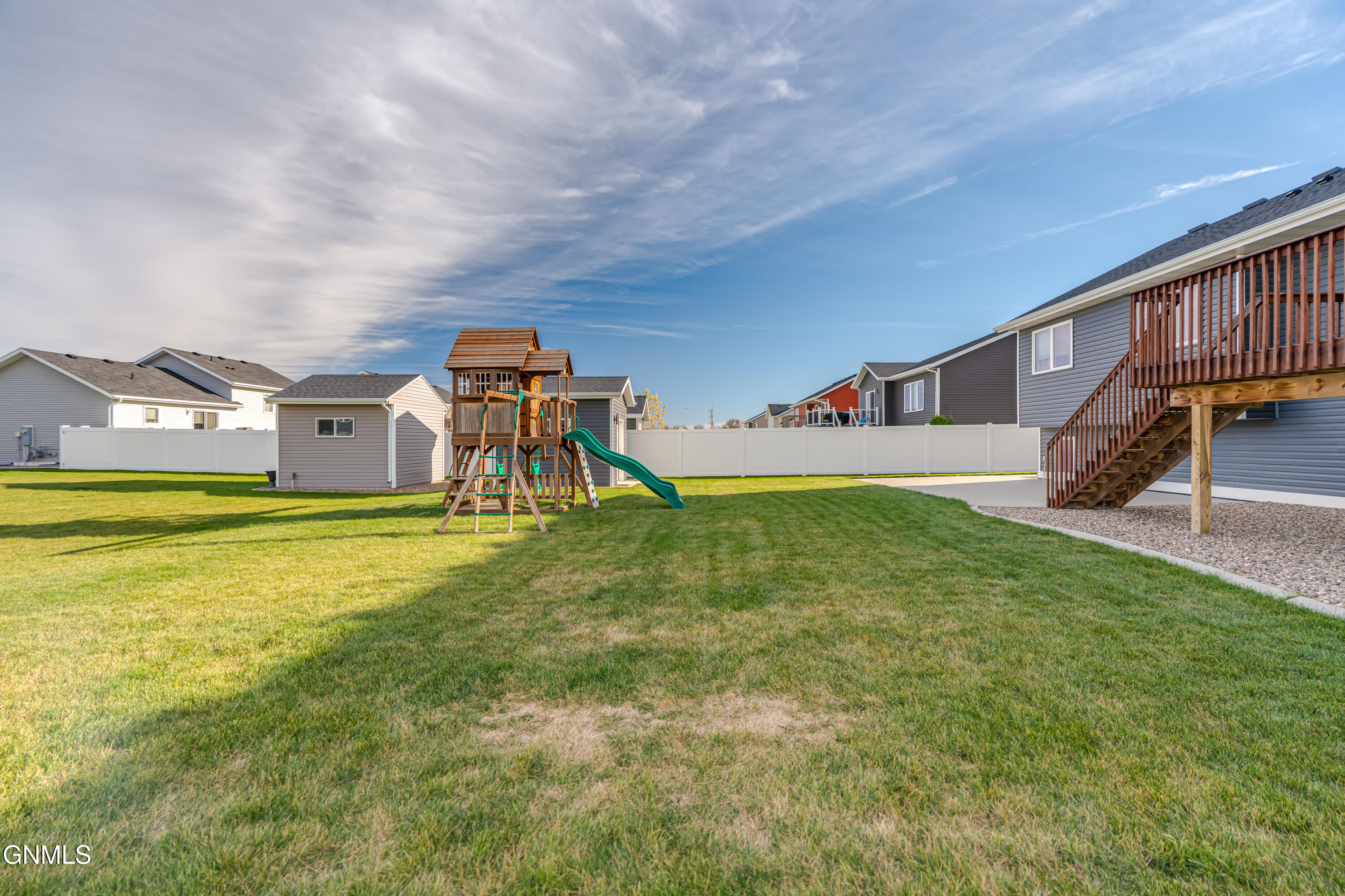 Bismarck, North Dakota, 58504, United States, 5 Bedrooms Bedrooms, ,2 BathroomsBathrooms,Residential,For Sale,1986096