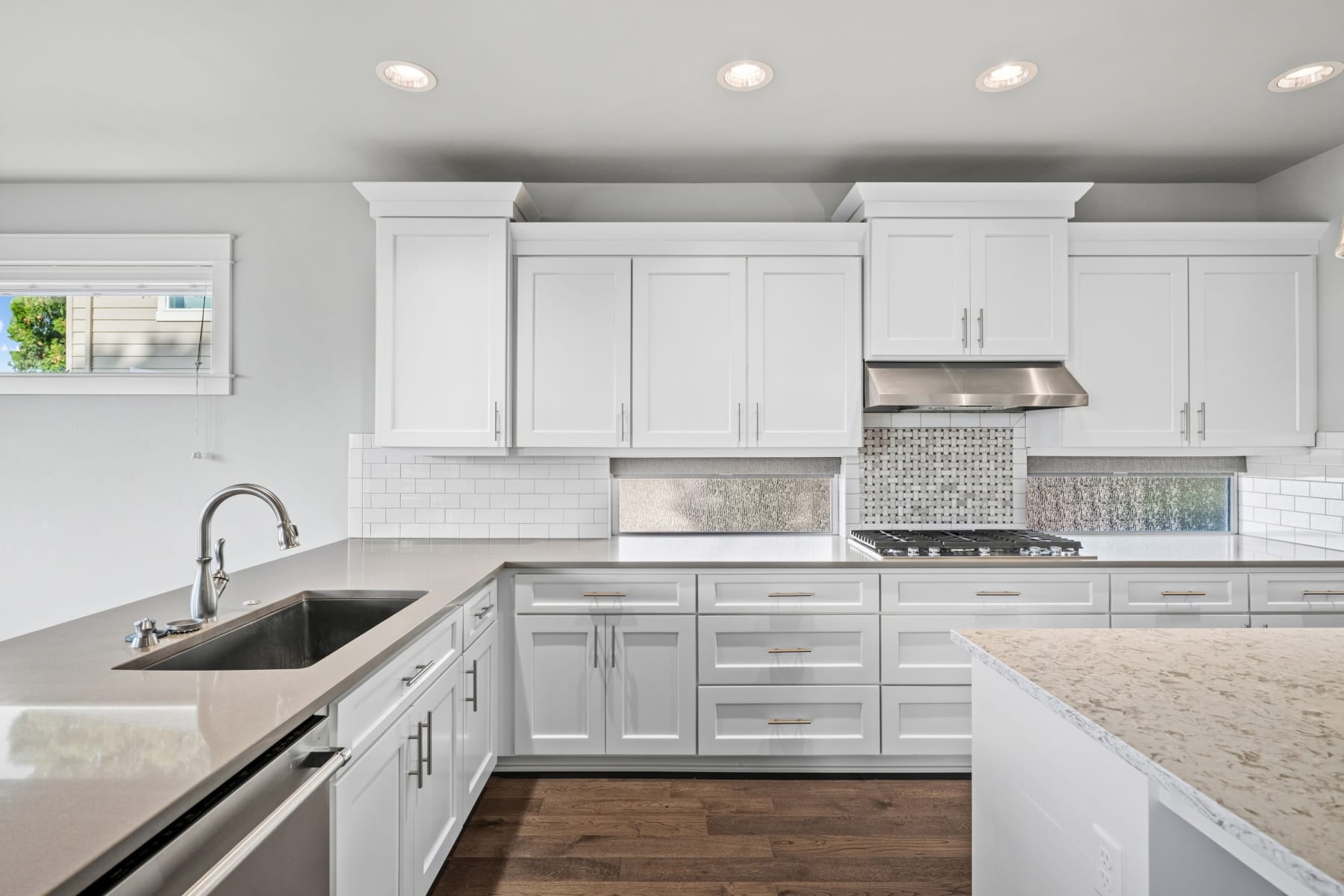  12465 SW LESSER RD Portland, OR 97219 - 物件實景