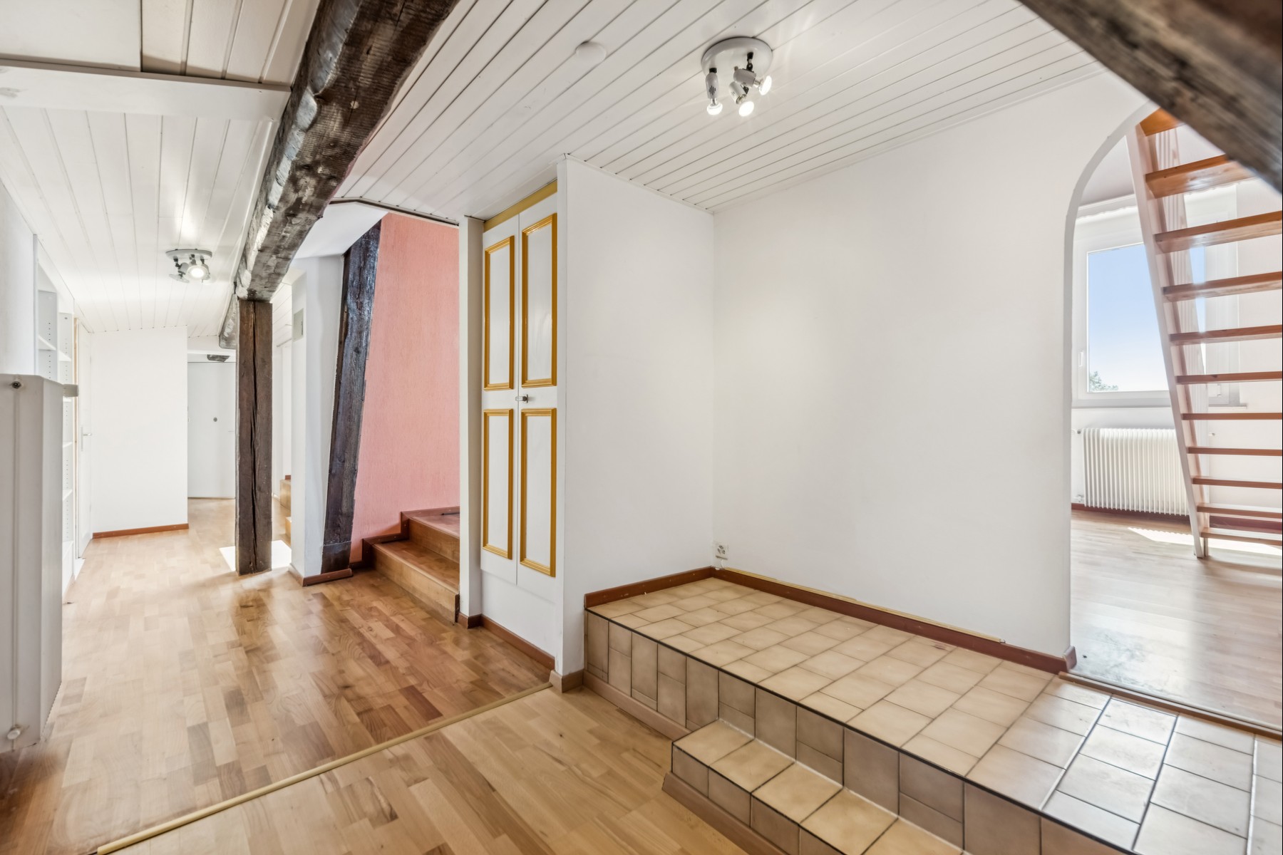  A charming penthouse with an exceptional panoramic view - 物件實景