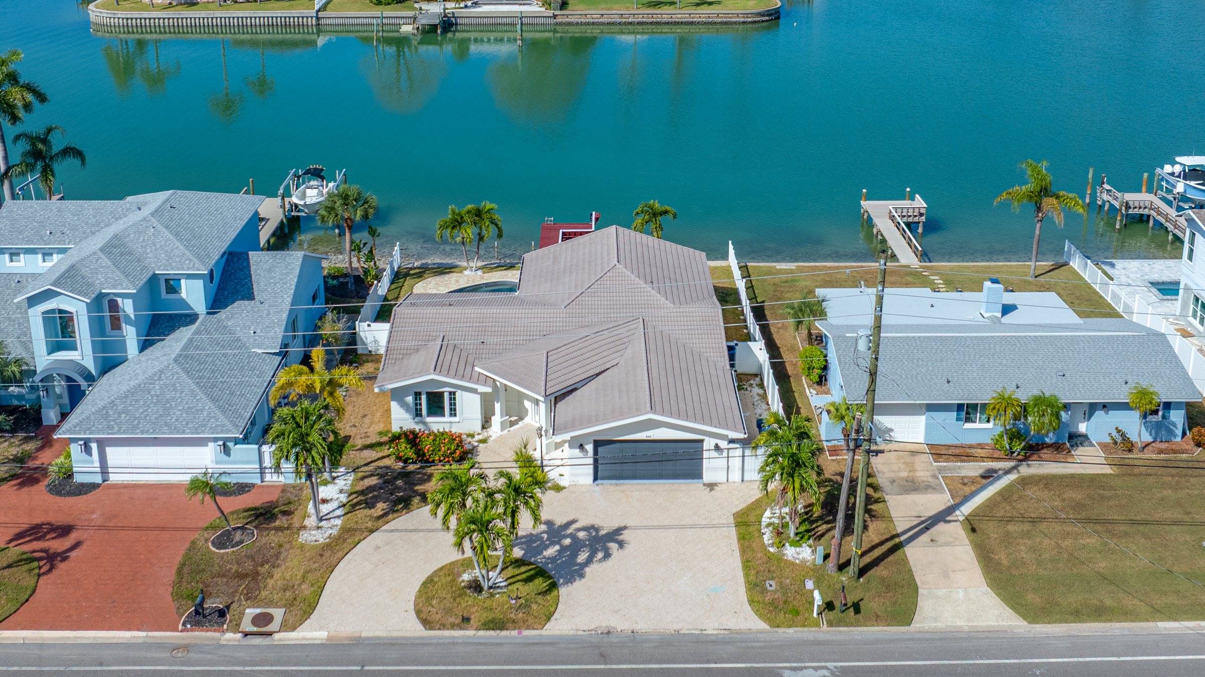 Treasure Island, Florida, 33706, United States, 3 Bedrooms Bedrooms, ,2 BathroomsBathrooms,Residential,For Sale,1990386