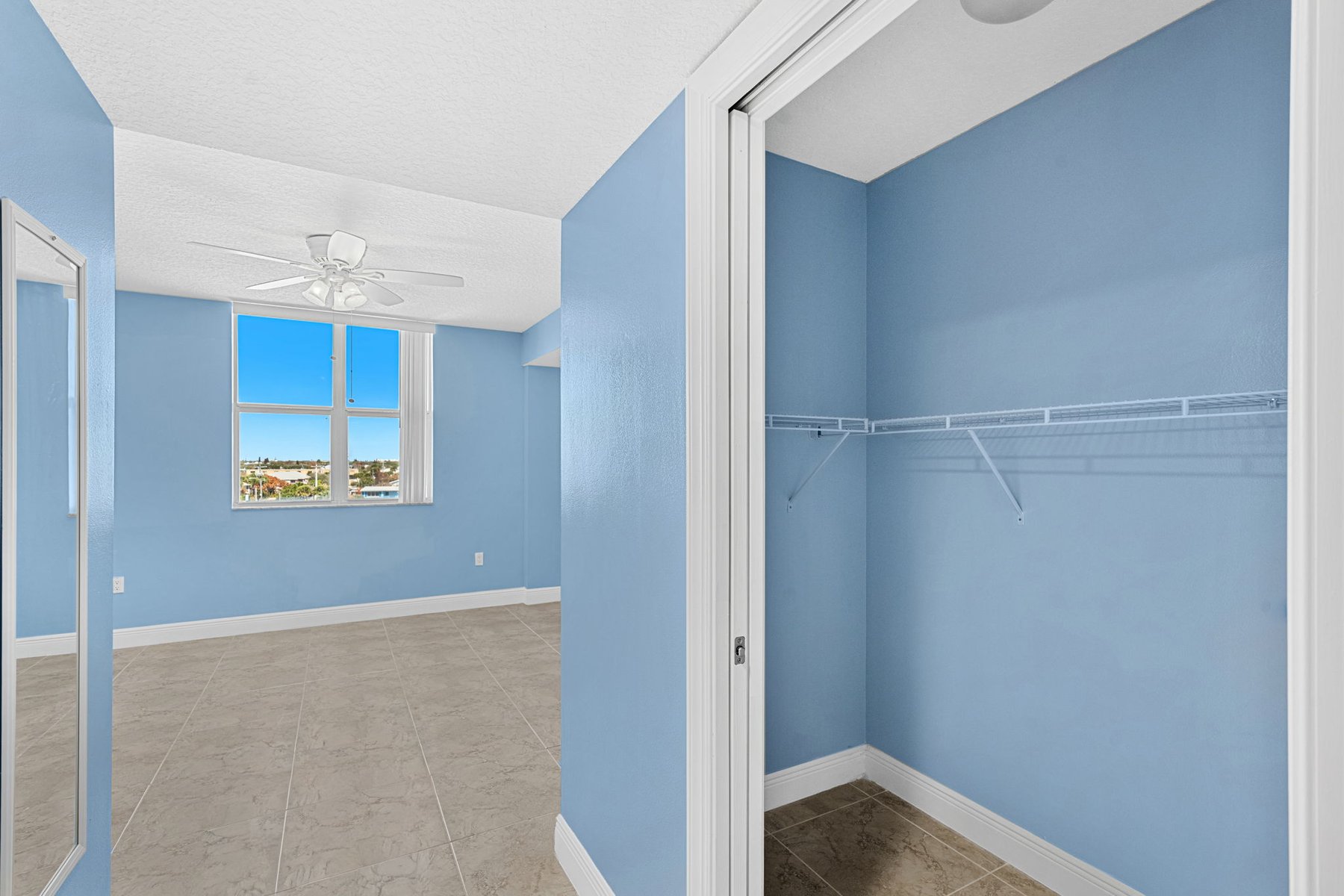  410 Hayes Avenue, #402, Cocoa Beach, FL, 32931 - 物件實景