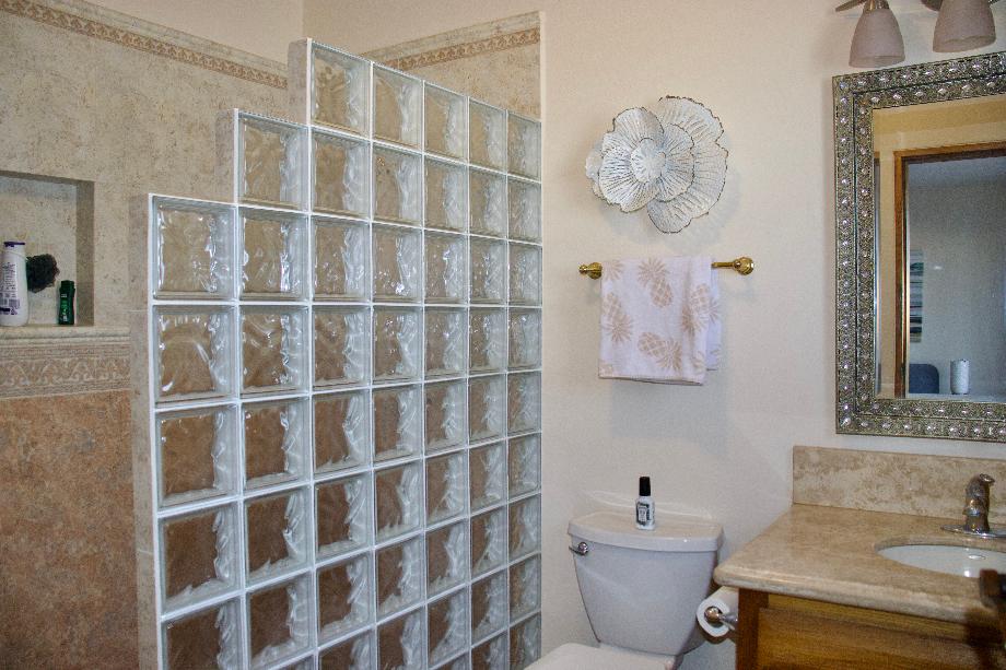 Guaymas, Sonora, 85506, Mexico, 5 Bedrooms Bedrooms, ,4 BathroomsBathrooms,Residential,For Sale,1987682