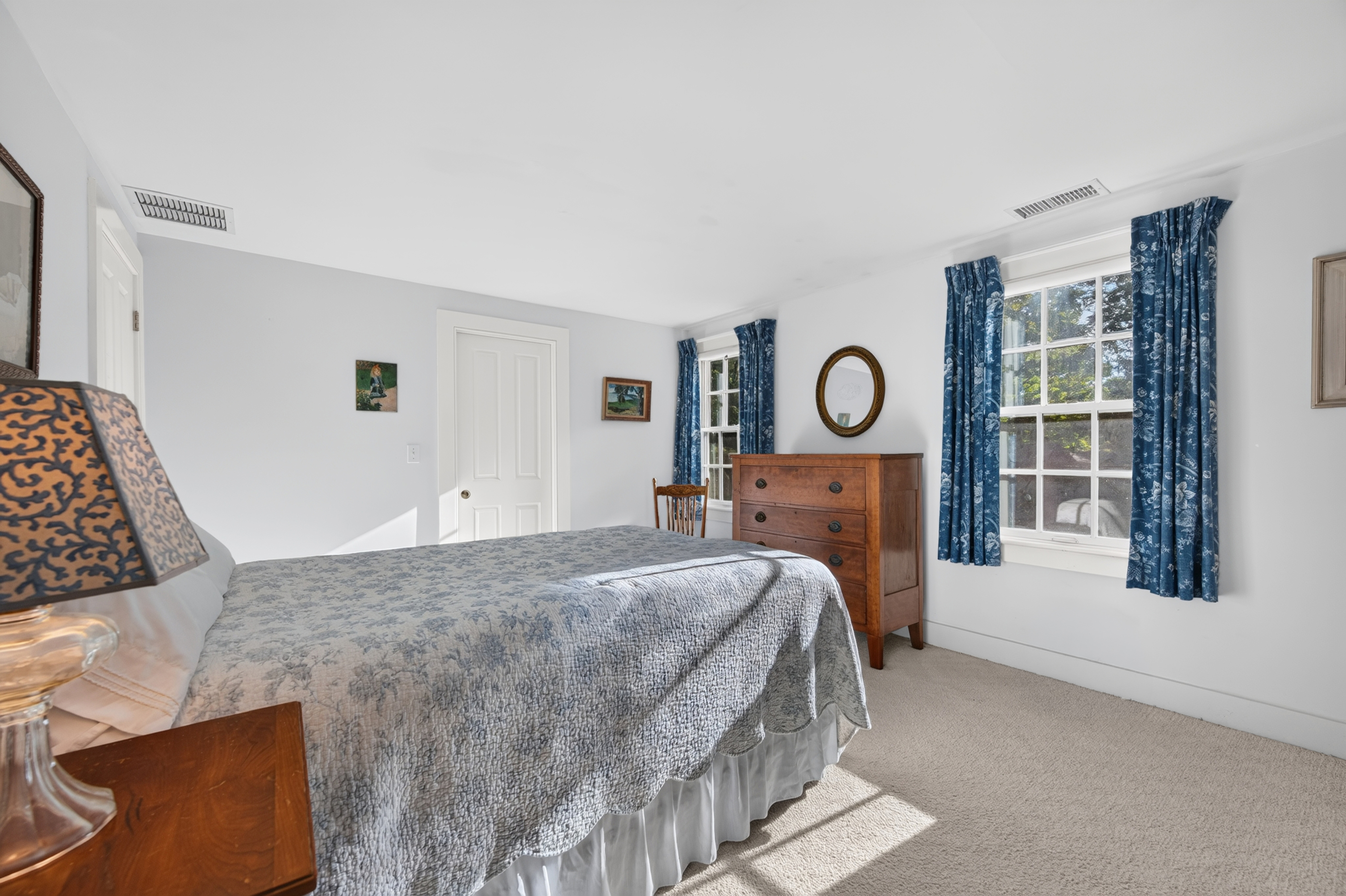  Charming and Updated Historic Colonial on 1.40 Acres - 物件實景