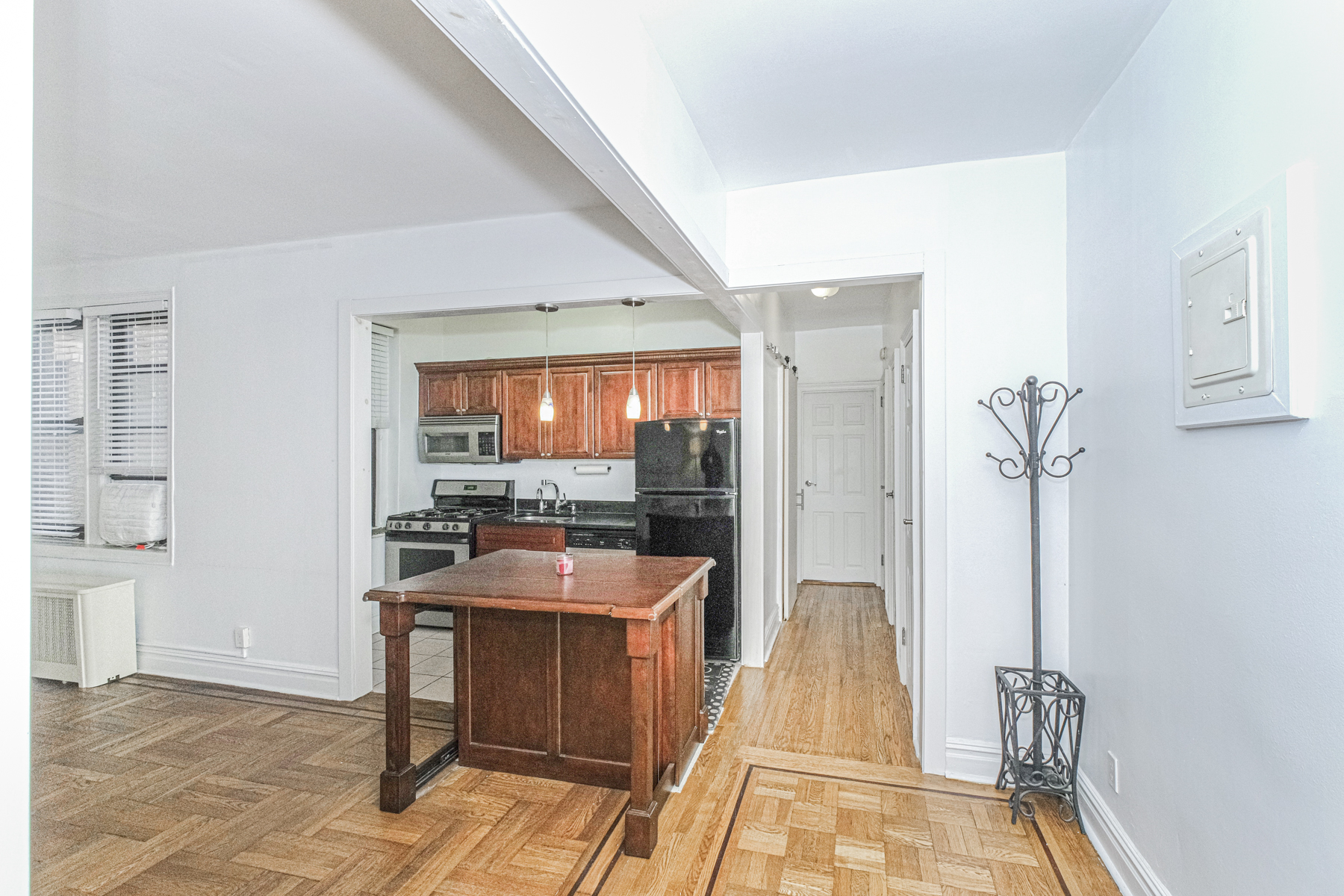  8020 4th Ave #C5 - 物件實景