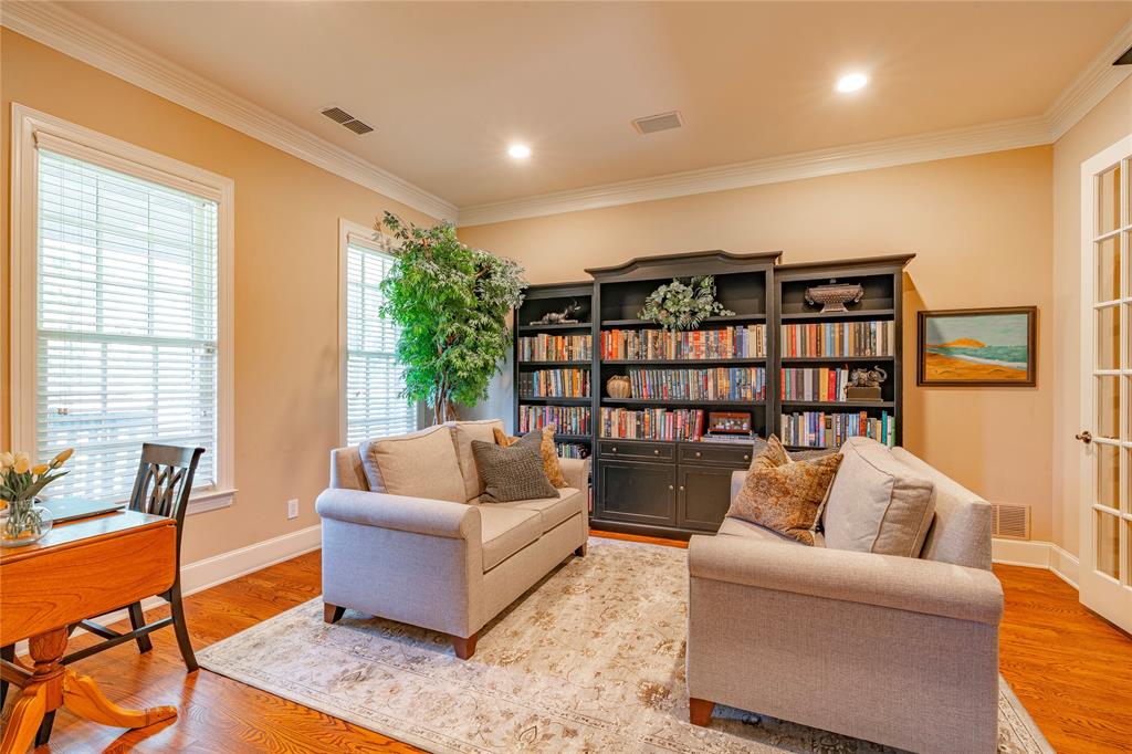 Red Oak, Texas, 75154, United States, 4 Bedrooms Bedrooms, ,4 BathroomsBathrooms,Residential,For Sale,1938334