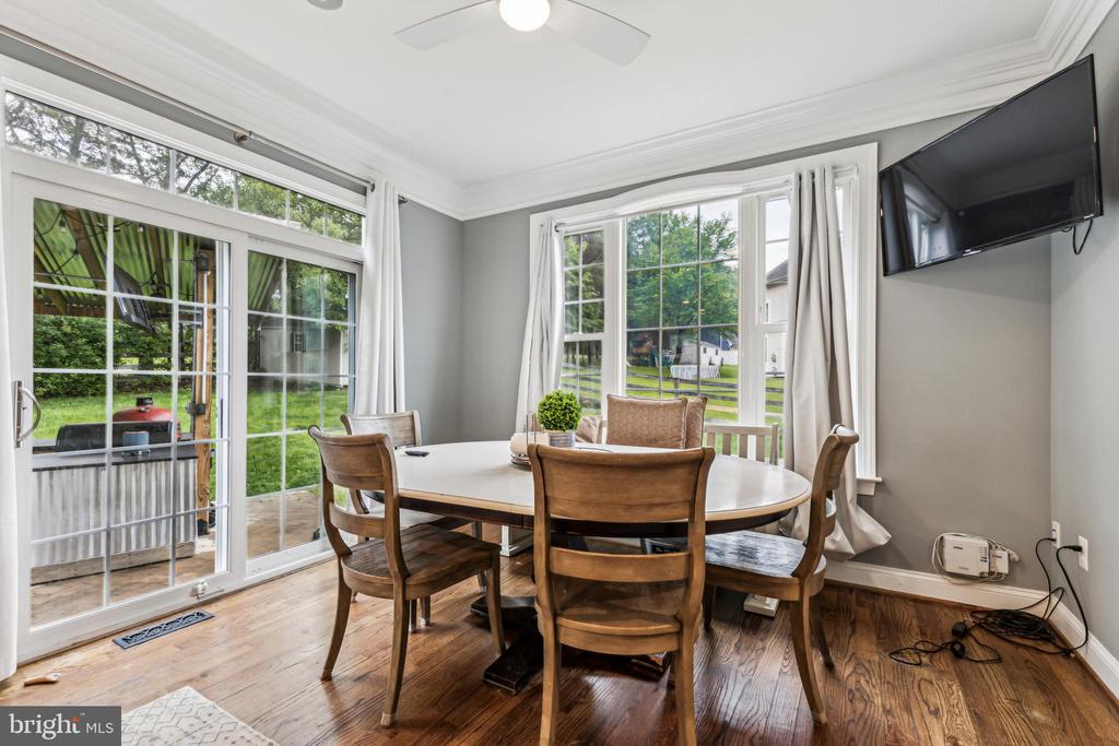 Manassas, Virginia, 20112, United States, 5 Bedrooms Bedrooms, ,5 BathroomsBathrooms,Residential,For Sale,1825143