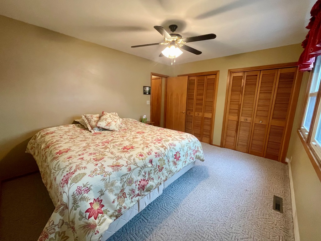 Tomahawk, Wisconsin, 54487, United States, 4 Bedrooms Bedrooms, ,2 BathroomsBathrooms,Residential,For Sale,1907326