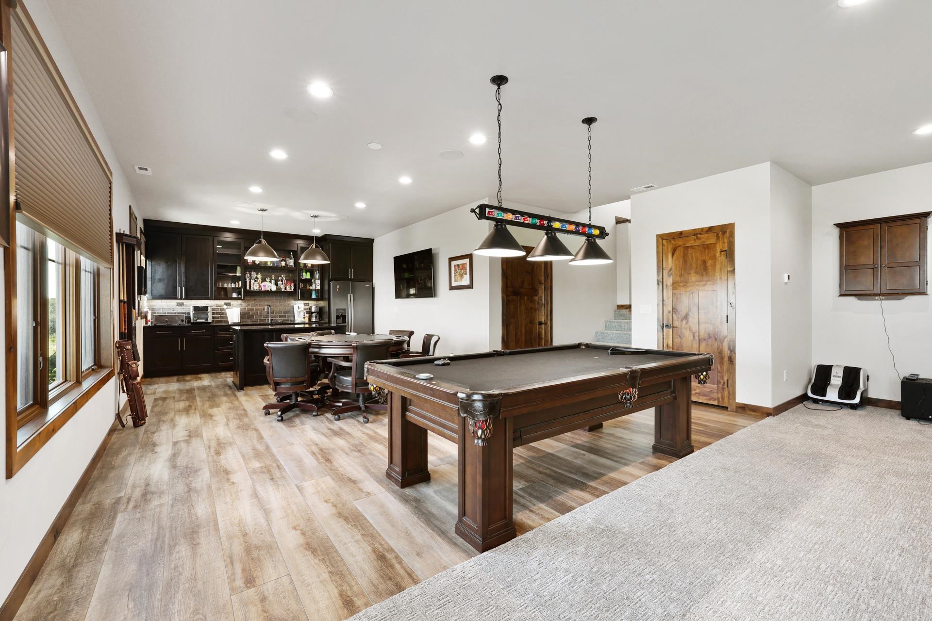 Garrison, North Dakota, 58540, United States, 4 Bedrooms Bedrooms, ,3 BathroomsBathrooms,Residential,For Sale,1976160