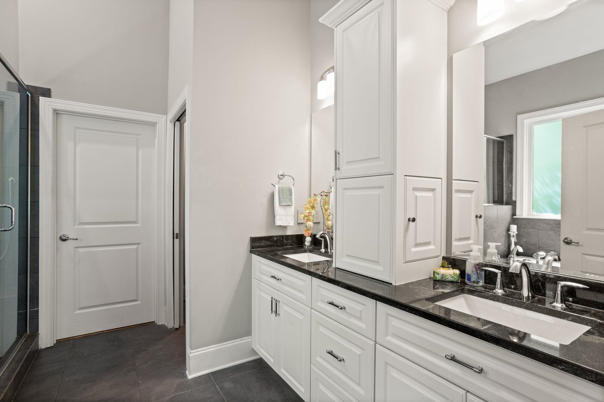 Ninety Six, South Carolina, 29666, United States, 4 Bedrooms Bedrooms, ,4 BathroomsBathrooms,Residential,For Sale,1990739