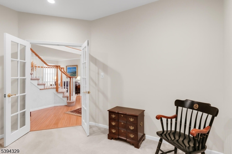 Bernards Twp., New Jersey, 07920, United States, 5 Bedrooms Bedrooms, ,3 BathroomsBathrooms,Residential,For Sale,1992949