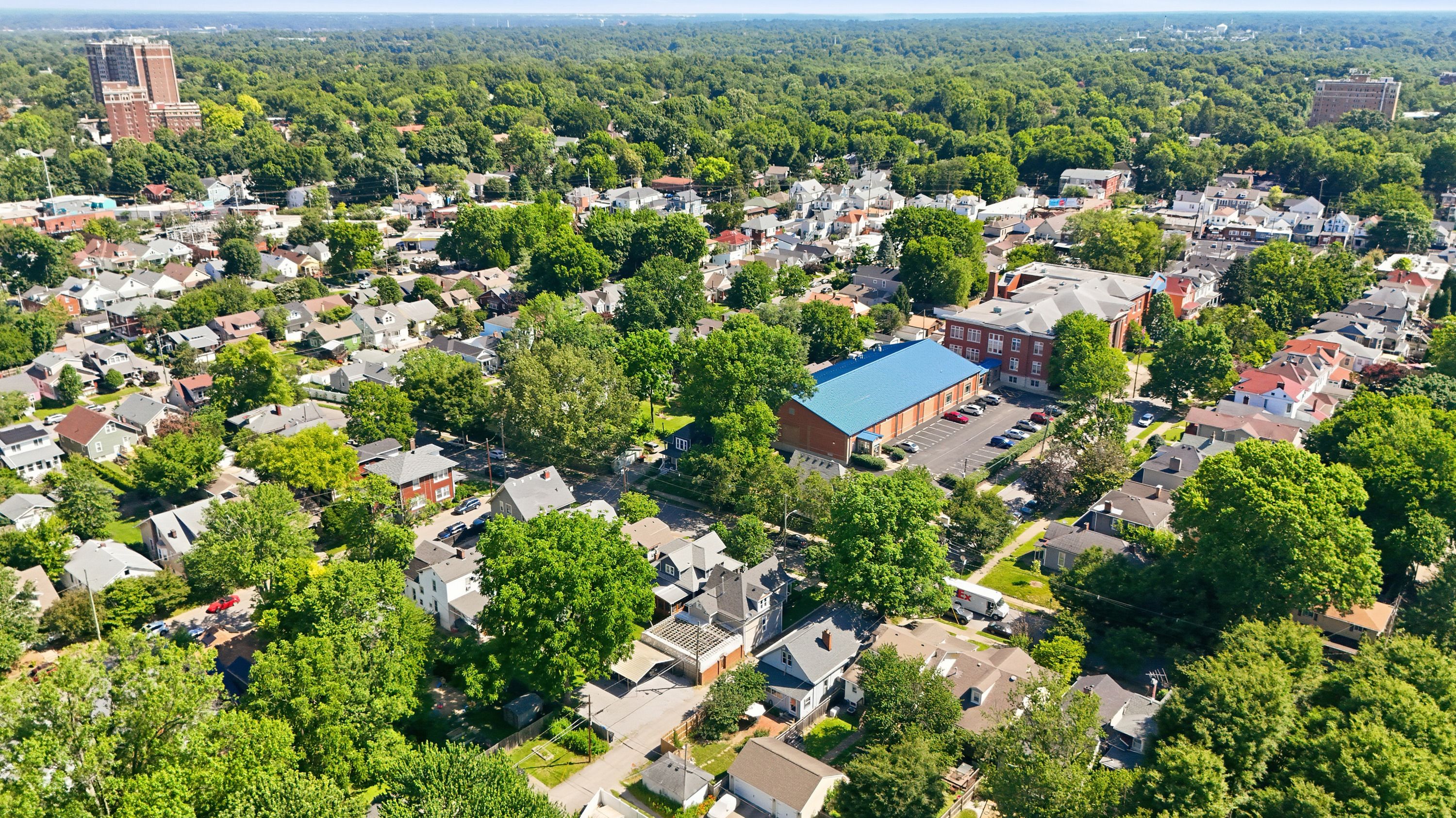 1700 Fernwood Avenue, Louisville, KY 40205 - 物件實景