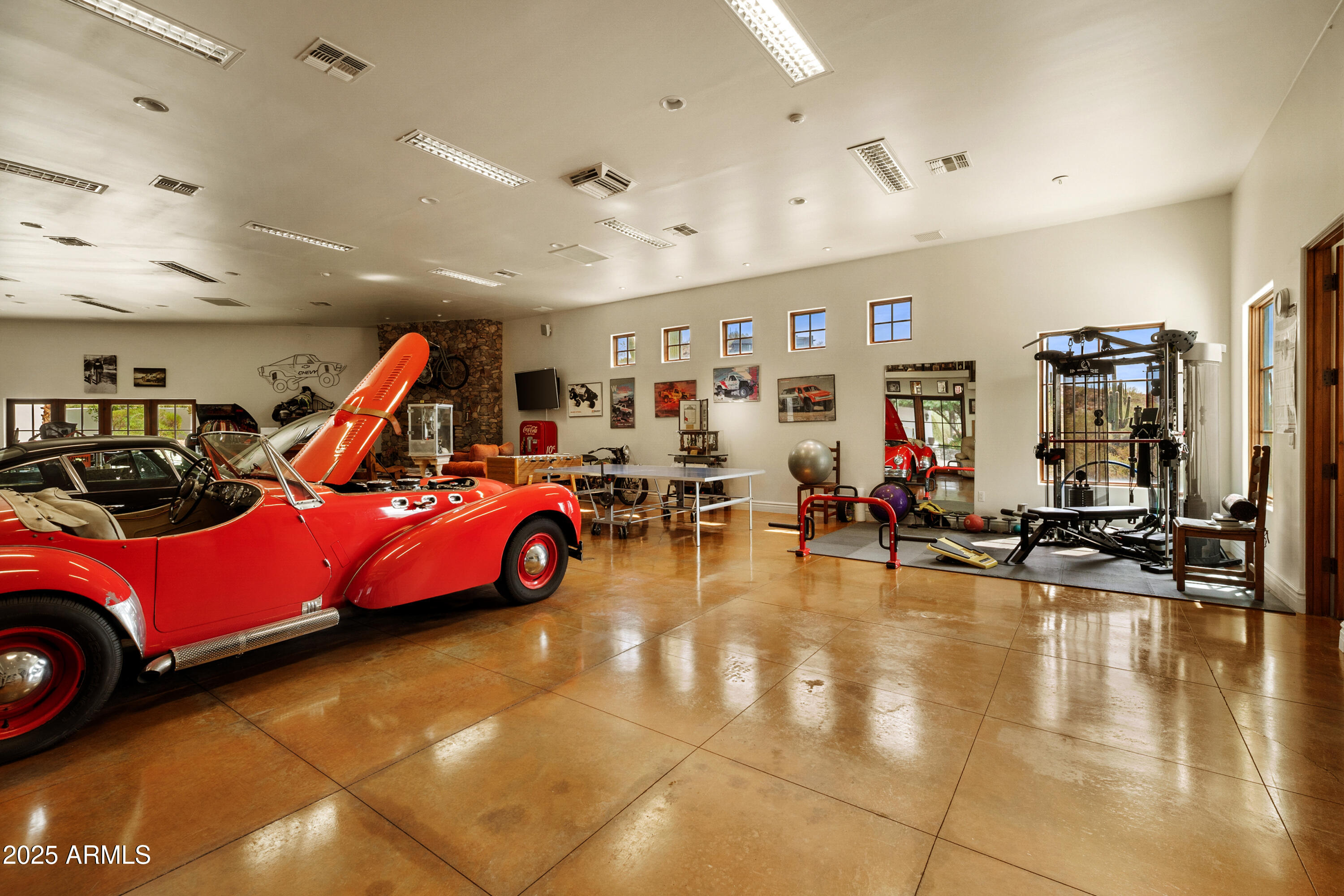 Cave Creek, Arizona, 85331, United States, 2 Bedrooms Bedrooms, ,4 BathroomsBathrooms,Residential,For Sale,1987771