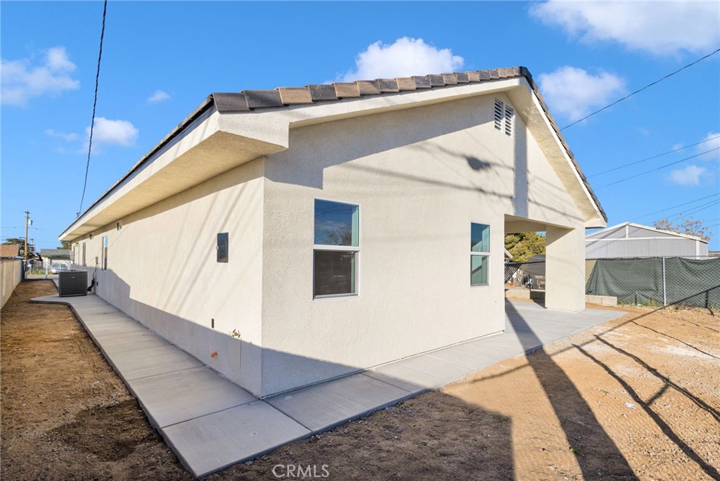 Hesperia, California, 92345, United States, 3 Bedrooms Bedrooms, ,3 BathroomsBathrooms,Residential,For Sale,2039750