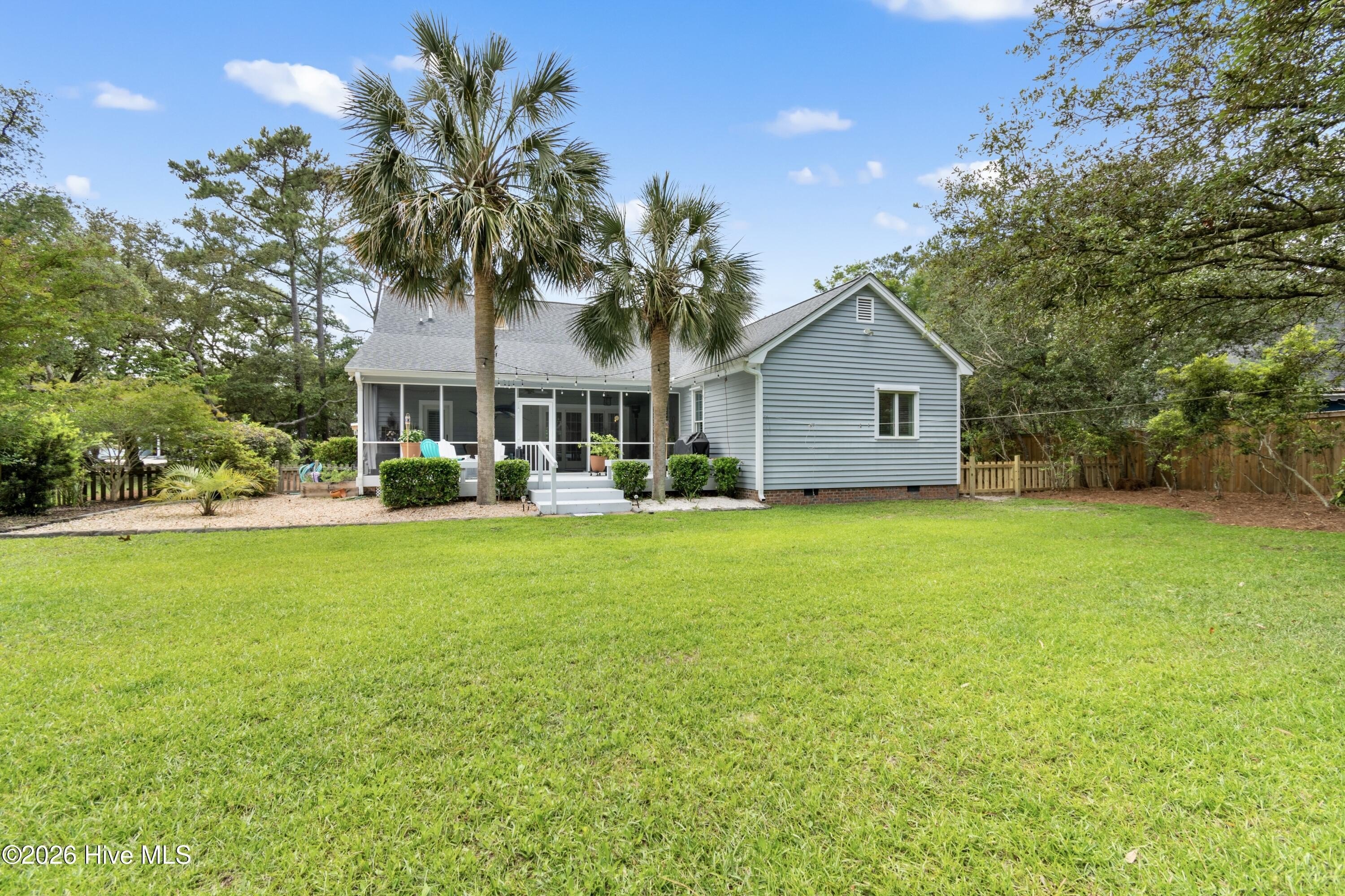 Southport, North Carolina, 28461, United States, 3 Bedrooms Bedrooms, ,2 BathroomsBathrooms,Residential,For Sale,2048471