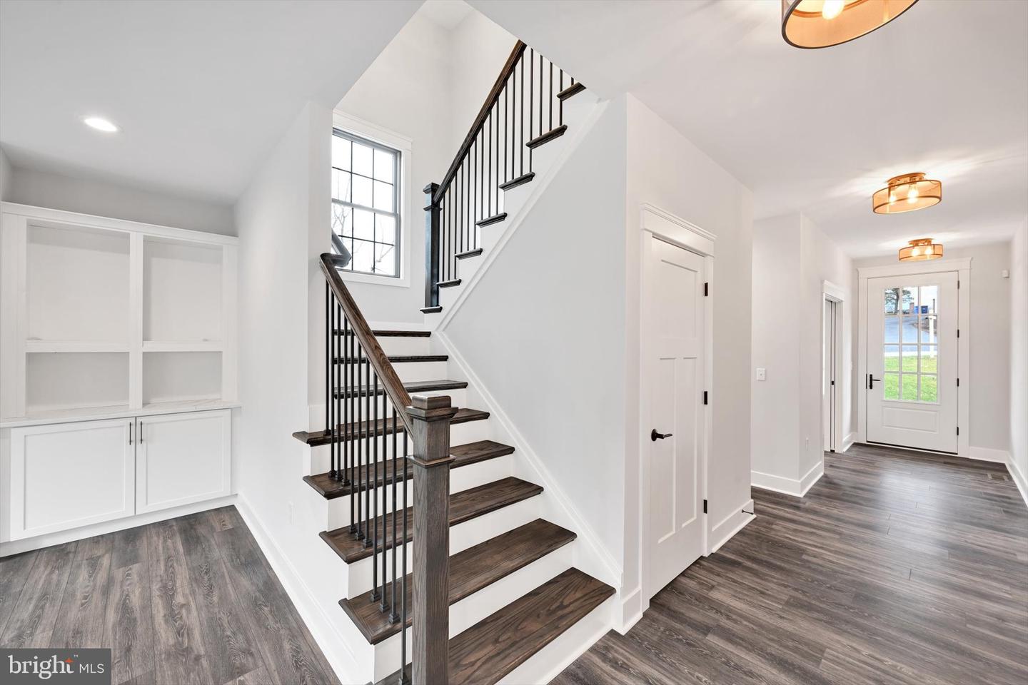 NEW CUMBERLAND, Pennsylvania, 17070, United States, 4 Bedrooms Bedrooms, ,4 BathroomsBathrooms,Residential,For Sale,2005411