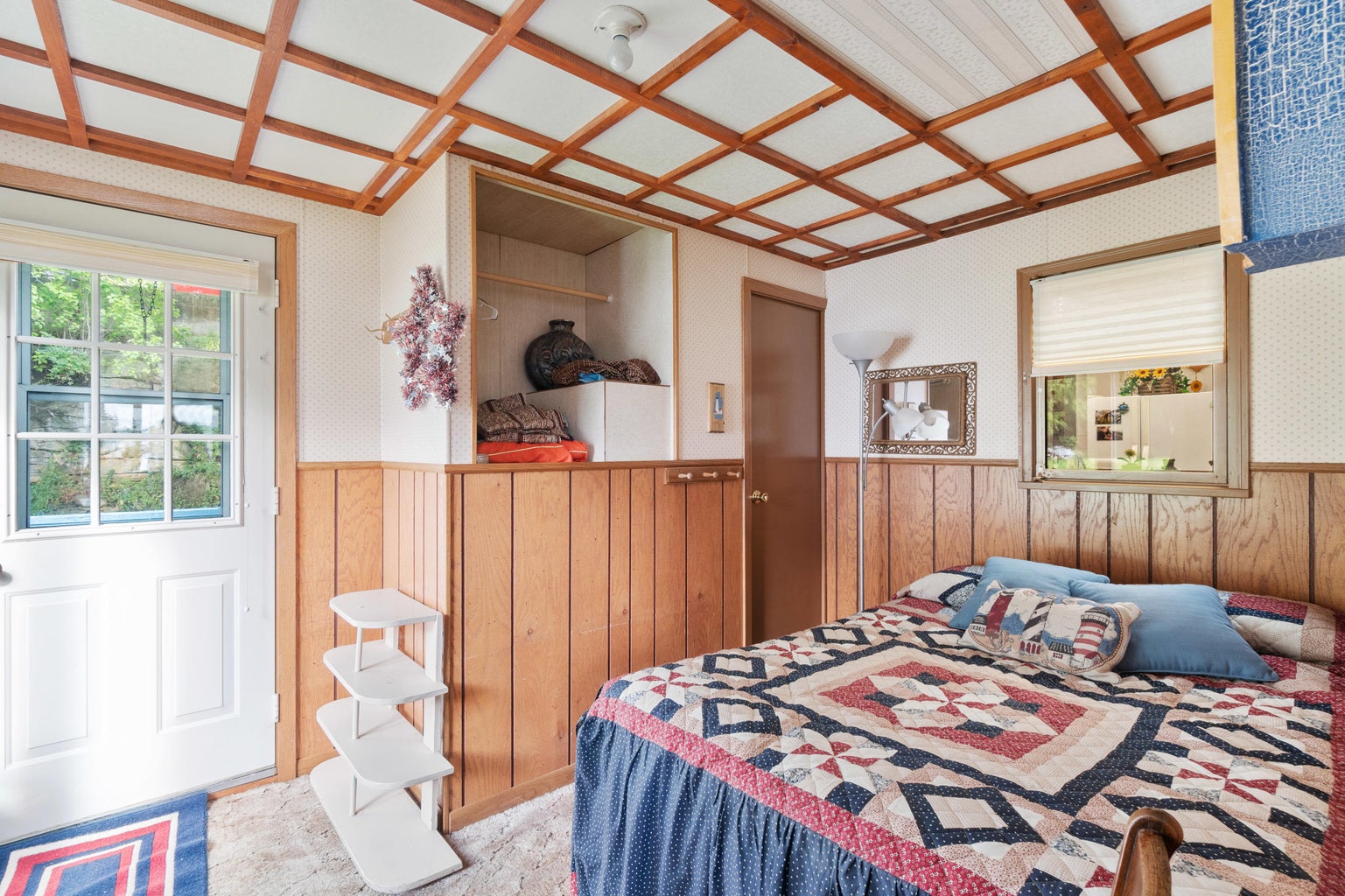 Sturgeon Bay, Wisconsin, 54235, United States, 5 Bedrooms Bedrooms, ,3 BathroomsBathrooms,Residential,For Sale,1923516