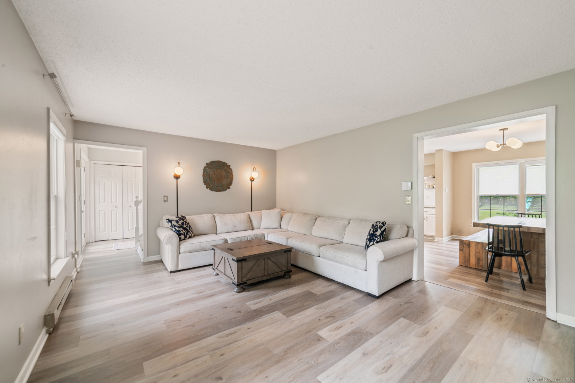 Woodbury, Connecticut, 06798, United States, 4 Bedrooms Bedrooms, ,3 BathroomsBathrooms,Residential,For Sale,1998310