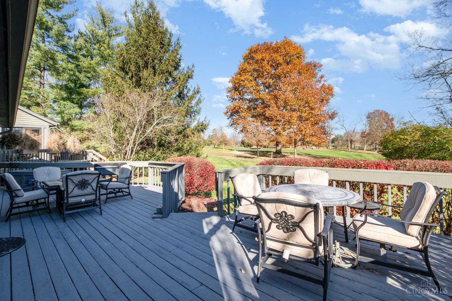 Blue Ash, Ohio, 45241, United States, 3 Bedrooms Bedrooms, ,3 BathroomsBathrooms,Residential,For Sale,2003391