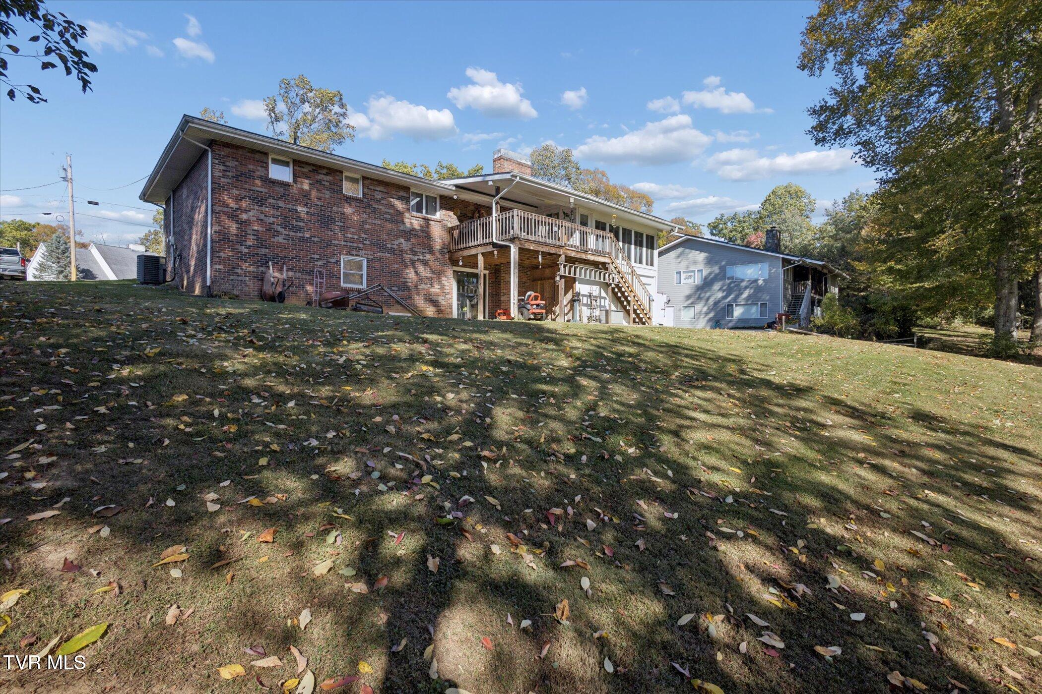 Johnson City, Tennessee, 37604, United States, 4 Bedrooms Bedrooms, ,3 BathroomsBathrooms,Residential,For Sale,1978550