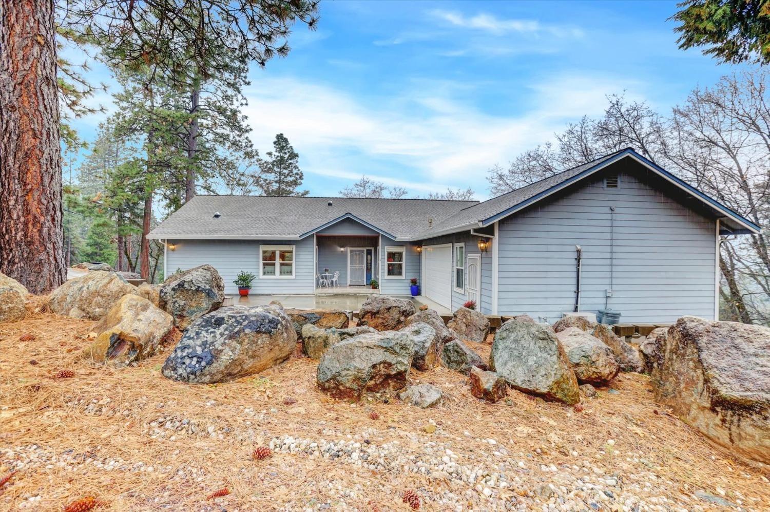 Grass Valley, California, 95949, United States, 3 Bedrooms Bedrooms, ,2 BathroomsBathrooms,Residential,For Sale,1707407