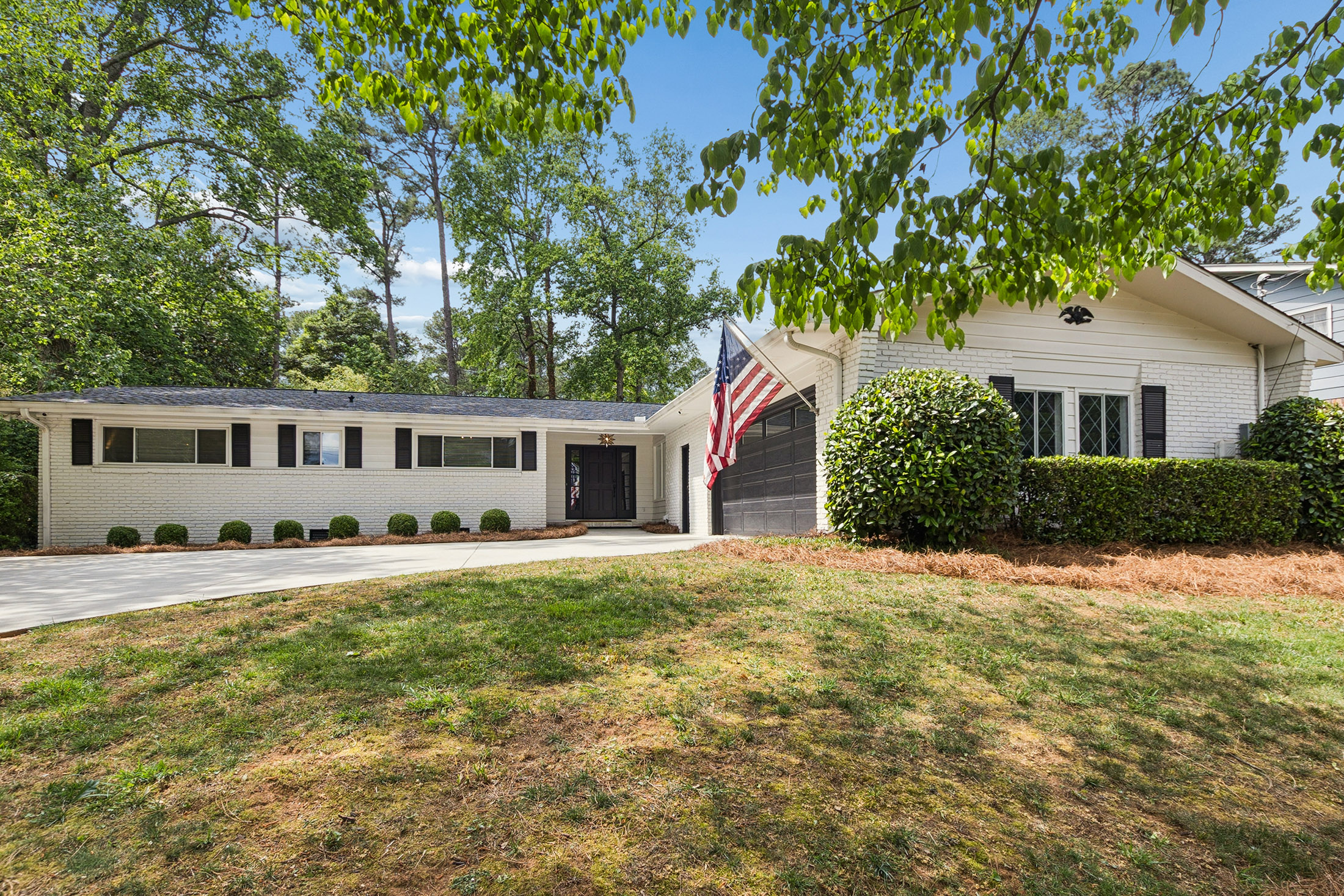  Updated Mid-Century Modern in Dunwoody North Driving Club - 物件實景
