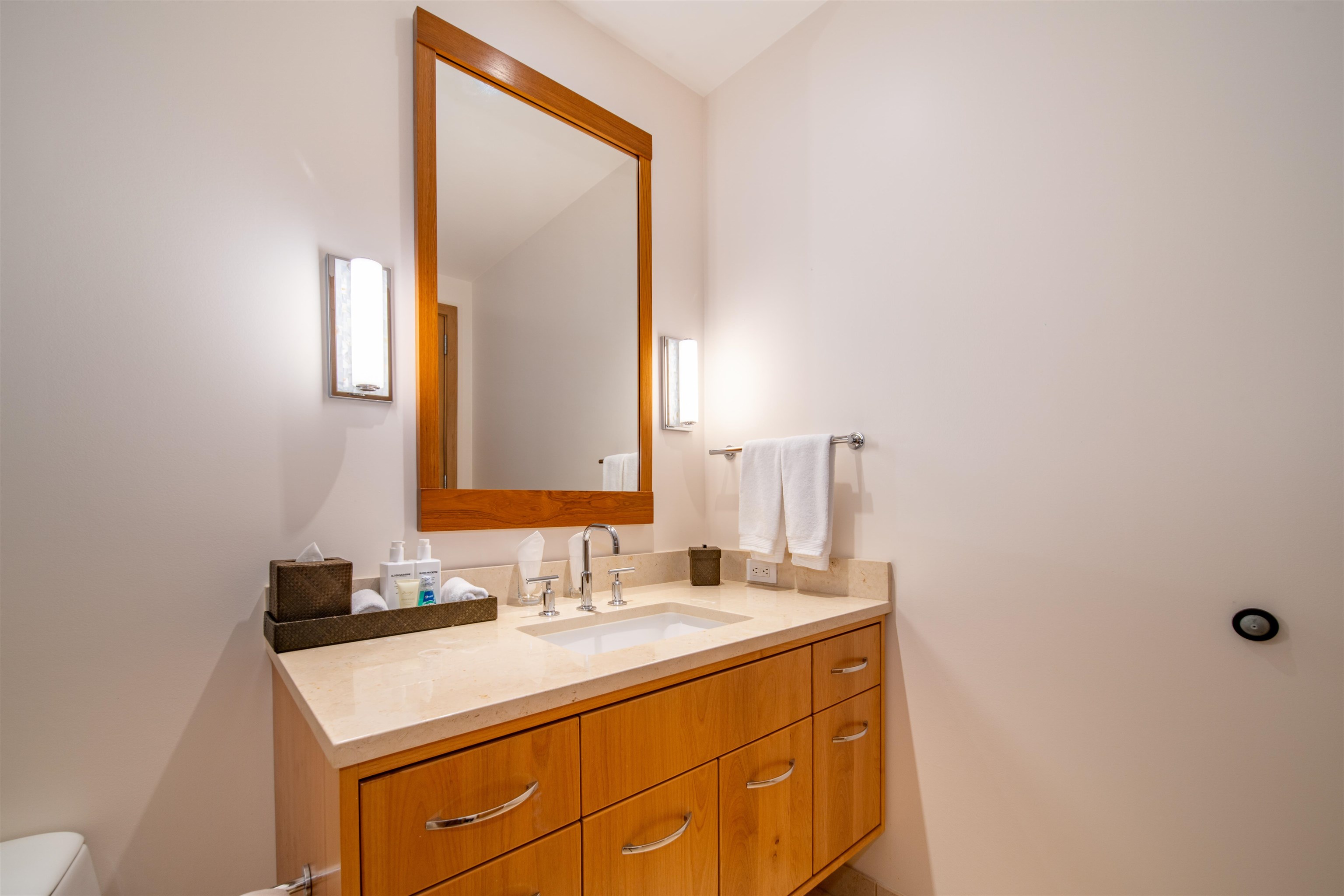 Lahaina, Hawaii, 96761, United States, 3 Bedrooms Bedrooms, ,4 BathroomsBathrooms,Residential,For Sale,1826990