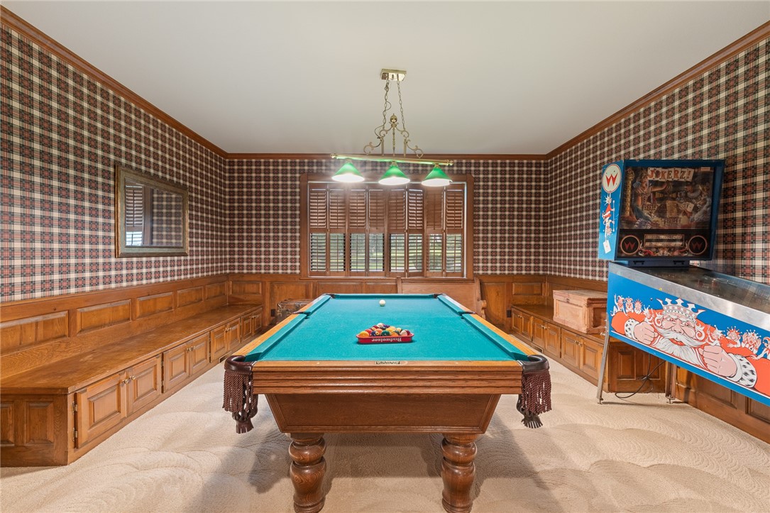 Harrison, Arkansas, 72601, United States, 7 Bedrooms Bedrooms, ,5 BathroomsBathrooms,Residential,For Sale,1850166
