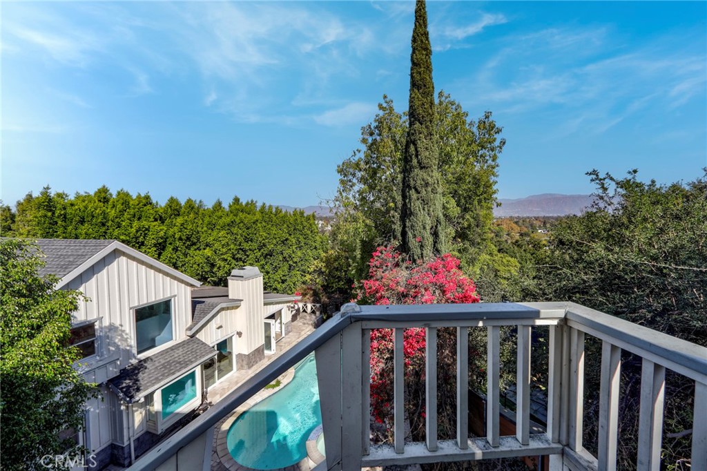 Studio City, California, 91604, United States, 4 Bedrooms Bedrooms, ,3 BathroomsBathrooms,Residential,For Sale,1991680