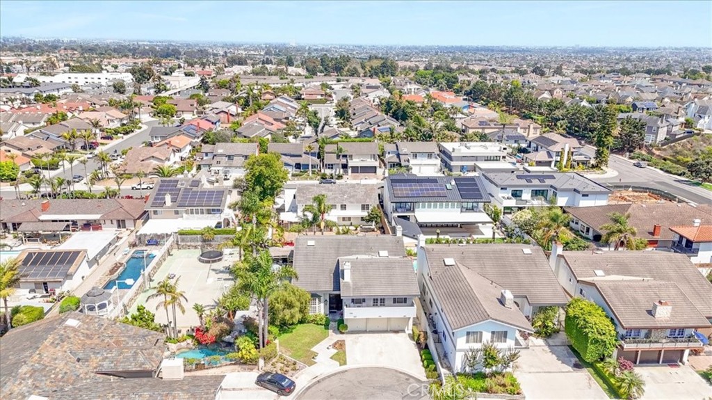 Huntington Beach, California, 92649, United States, 5 Bedrooms Bedrooms, ,5 BathroomsBathrooms,Residential,For Sale,1926565