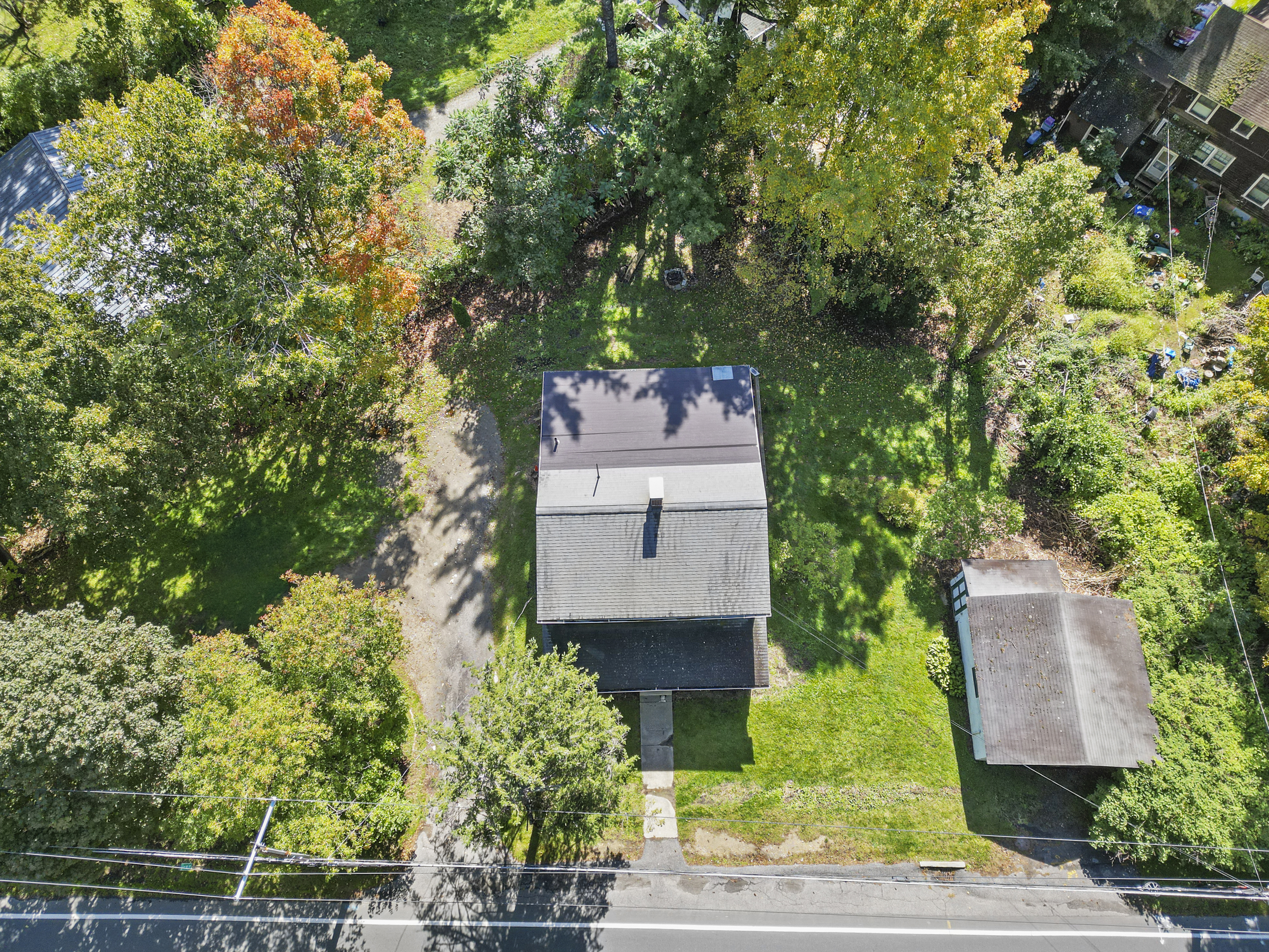  CHARMING STOCKBRIDGE 4-BED HOME AWAITS YOUR VISION - 物件實景