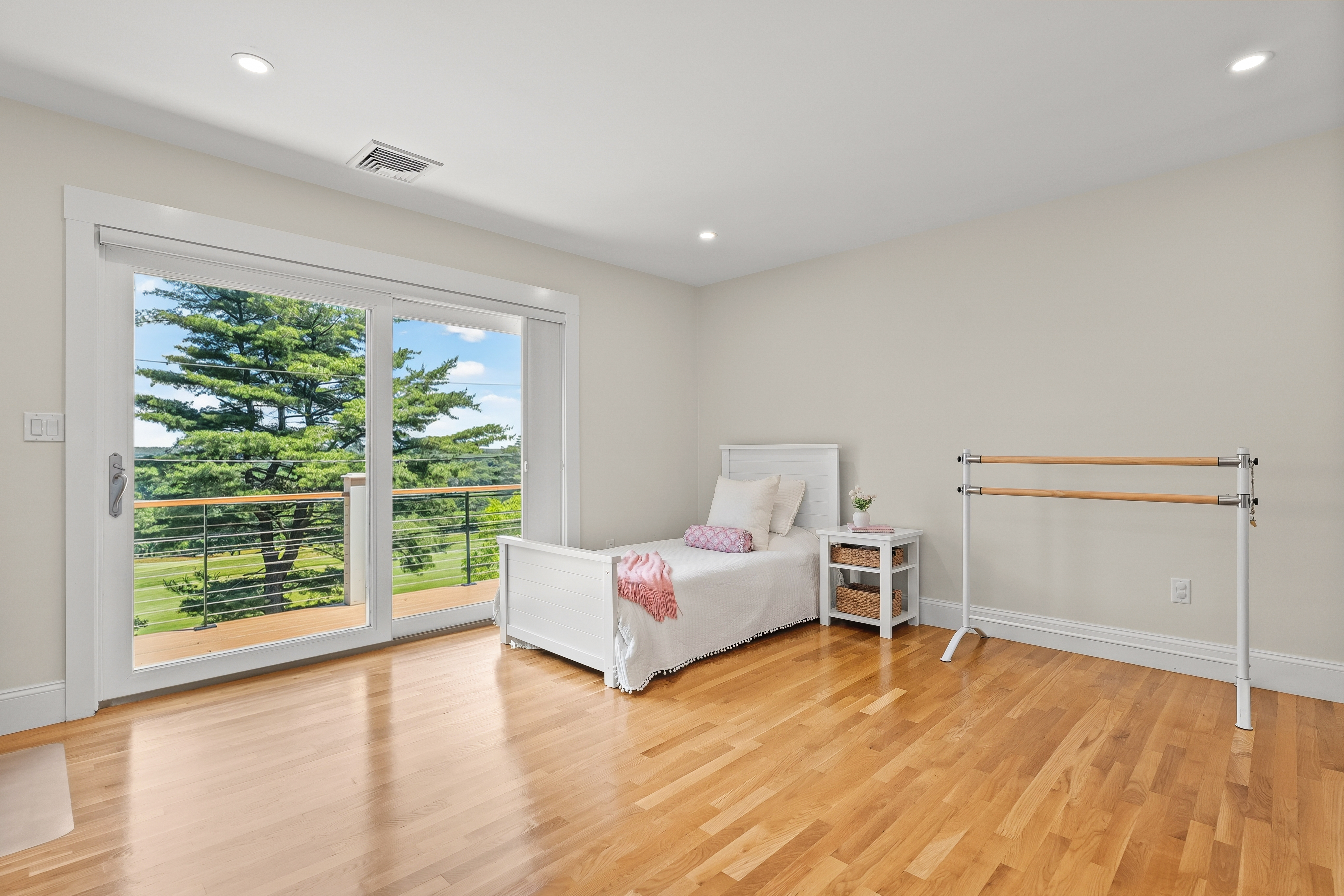  78 Hutchinson Road, Arlington, MA, 02474 - 物件實景