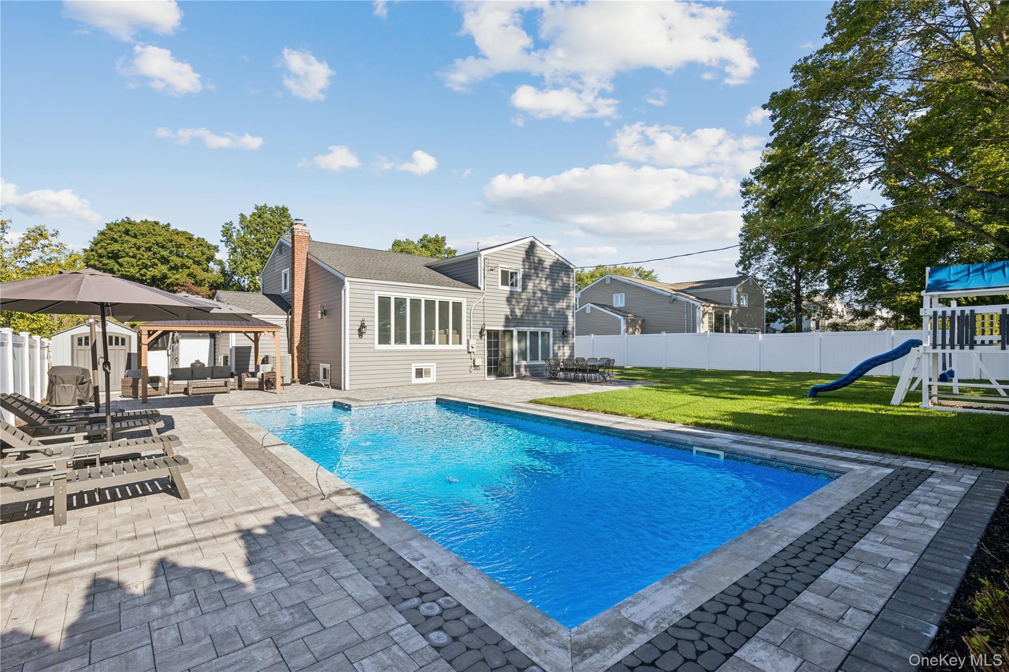  29 Voorhis Drive, Old Bethpage, NY, 11804 - 物件實景