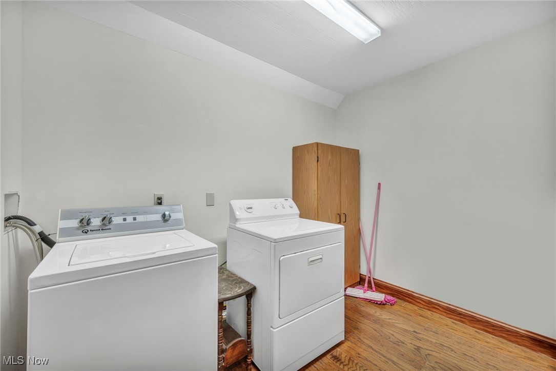 Lagrange, Ohio, 44050, United States, 3 Bedrooms Bedrooms, ,4 BathroomsBathrooms,Residential,For Sale,1795414