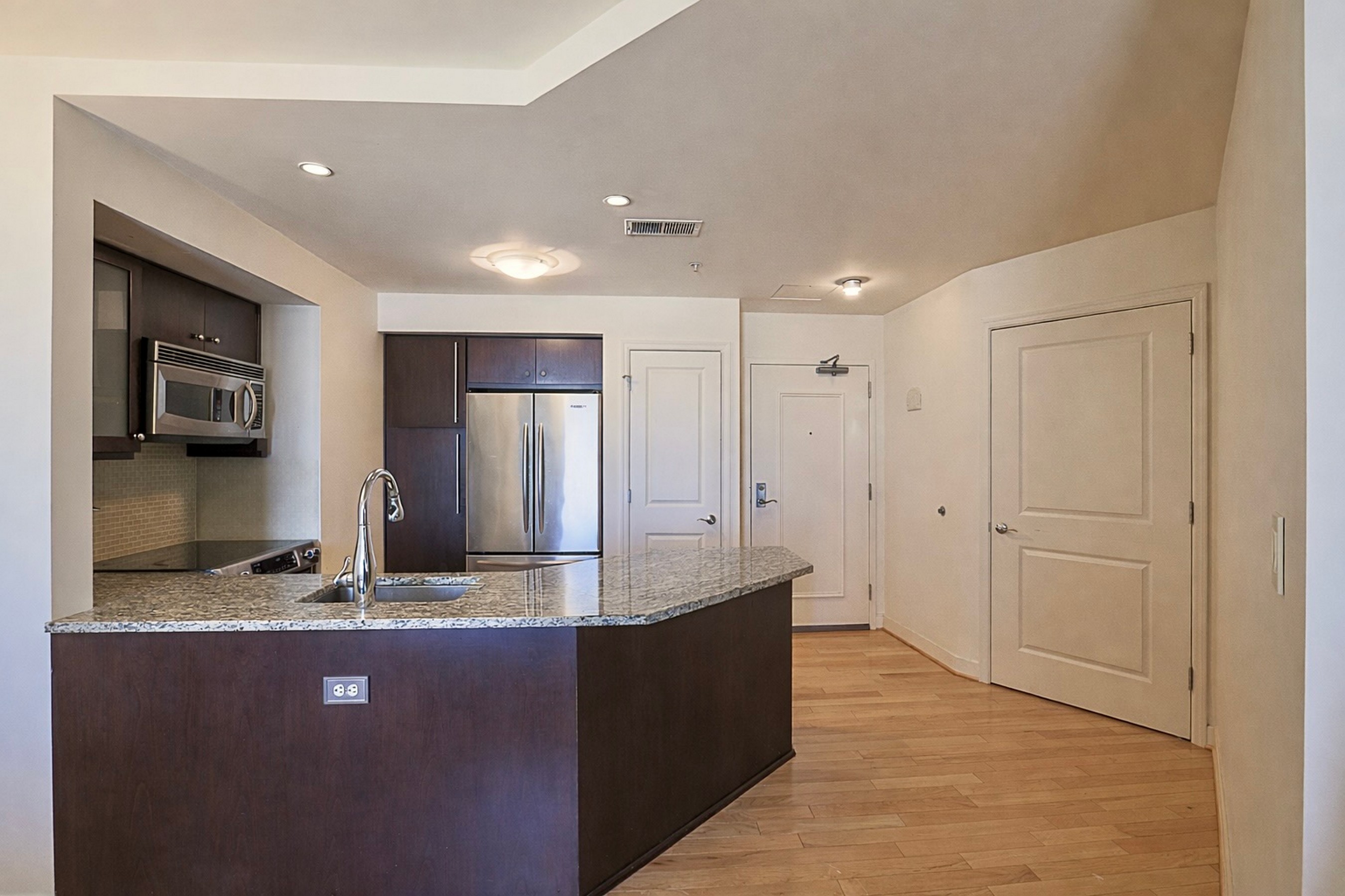  HARBOR EAST - 物件實景