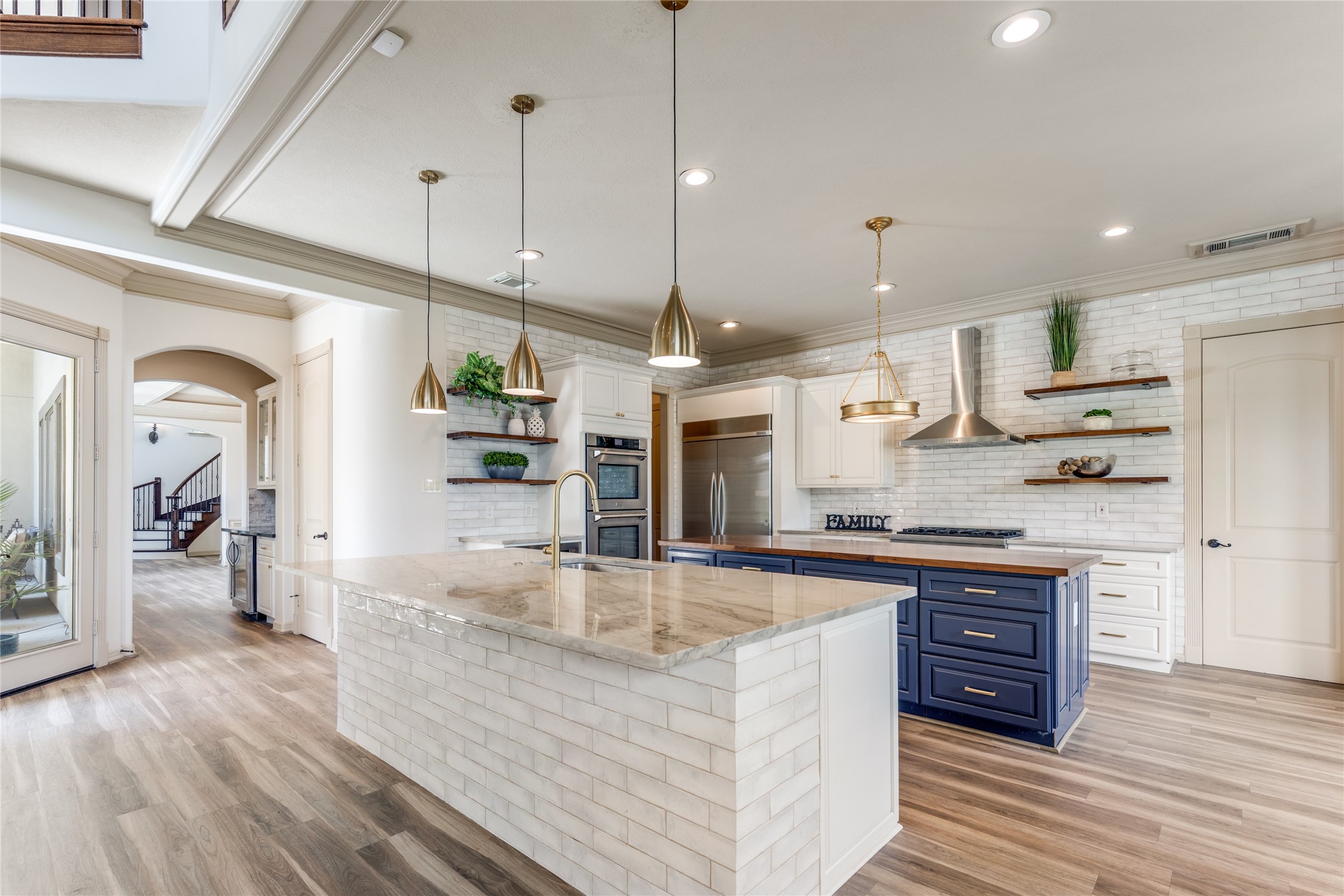 Spring, Texas, 77389, United States, 4 Bedrooms Bedrooms, ,7 BathroomsBathrooms,Residential,For Sale,1917972