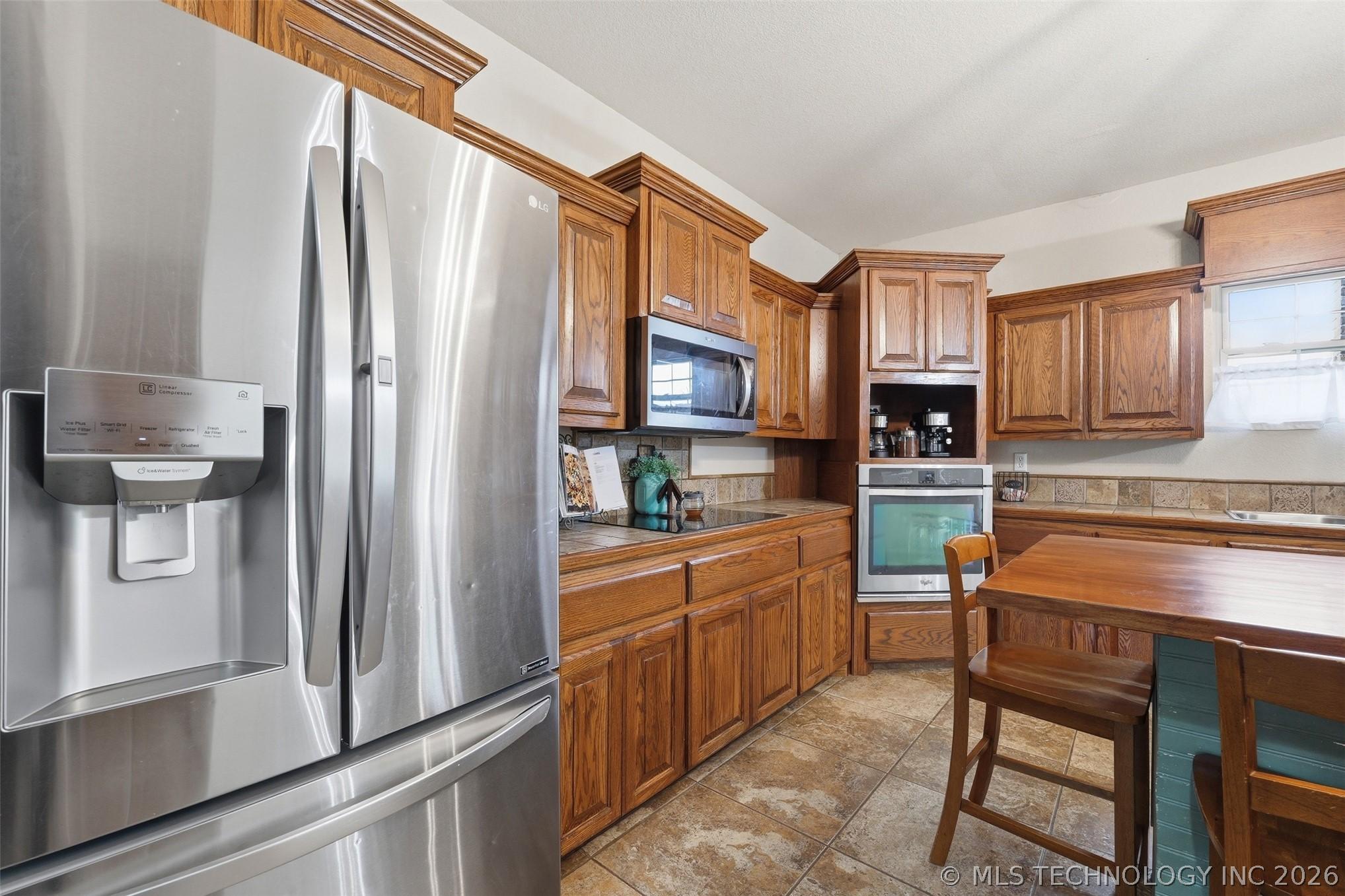 Muldrow, Oklahoma, 74948, United States, 5 Bedrooms Bedrooms, ,3 BathroomsBathrooms,Residential,For Sale,2040706