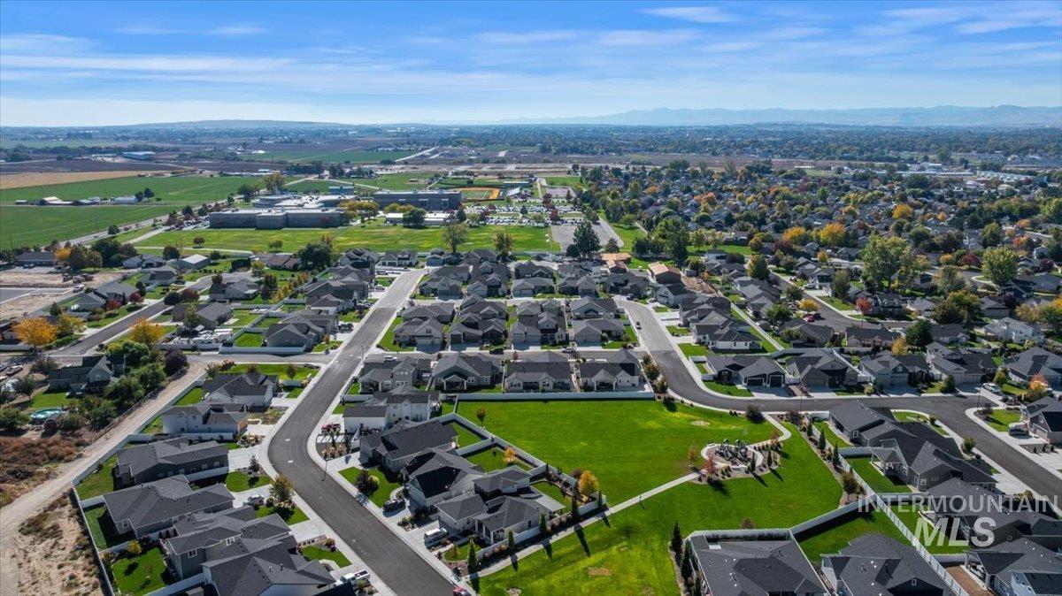 Nampa, Idaho, 83687, United States, 4 Bedrooms Bedrooms, ,Residential,For Sale,1970724