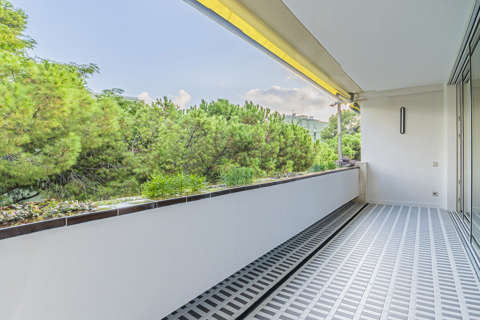  Luxurious Six-Bedroom Apartment in Exclusive Pedralbes Building - 物件實景