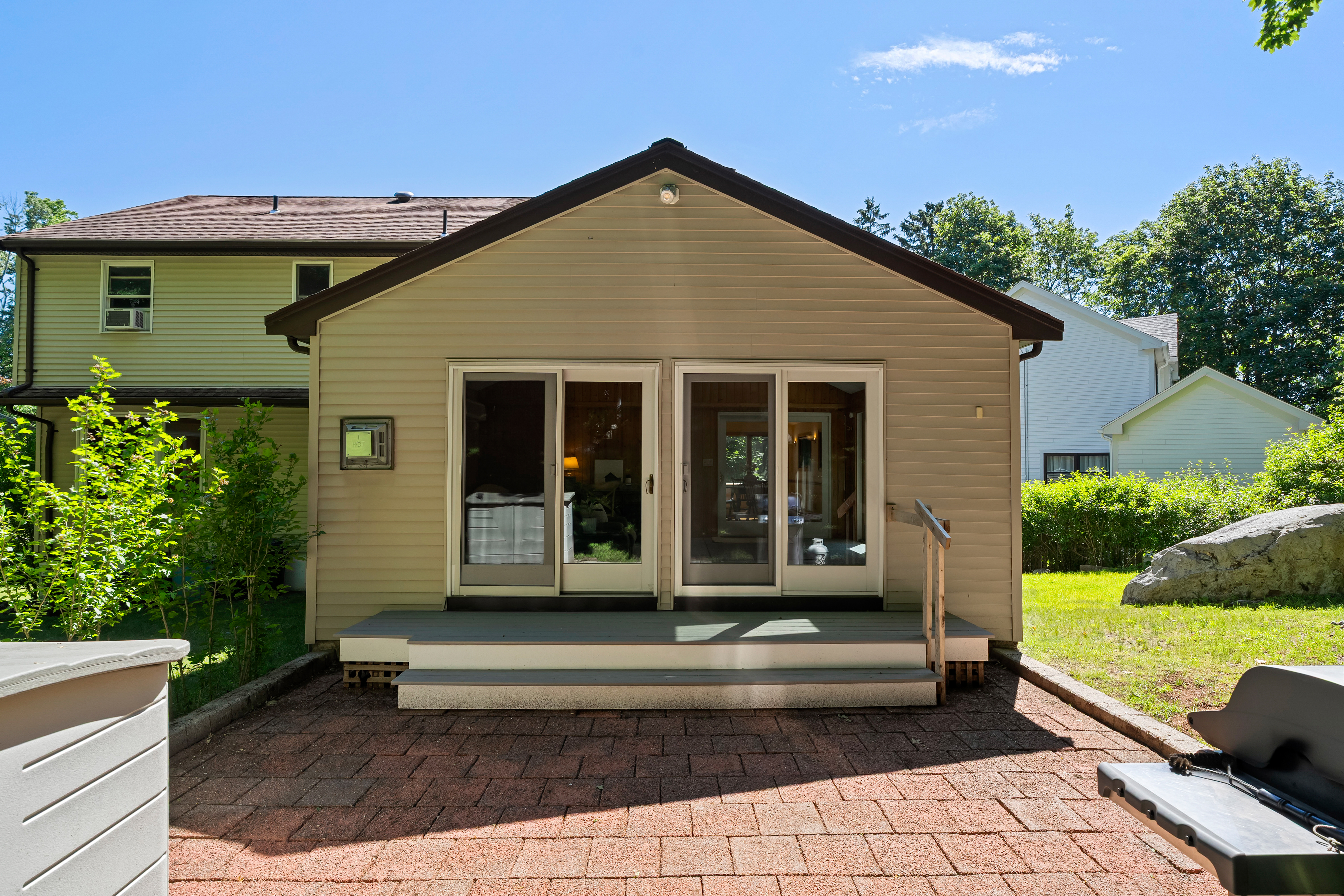  26 Lawrence Lane, Arlington, MA, 02474 - 物件實景