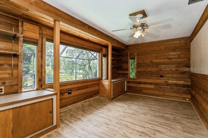 Dunedin, Florida, 34698, United States, 3 Bedrooms Bedrooms, ,2 BathroomsBathrooms,Residential,For Sale,1857306