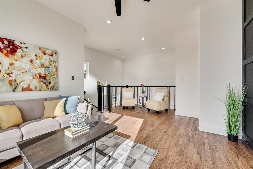 Dallas, Texas, 75232, United States, 4 Bedrooms Bedrooms, ,4 BathroomsBathrooms,Residential,For Sale,2009985