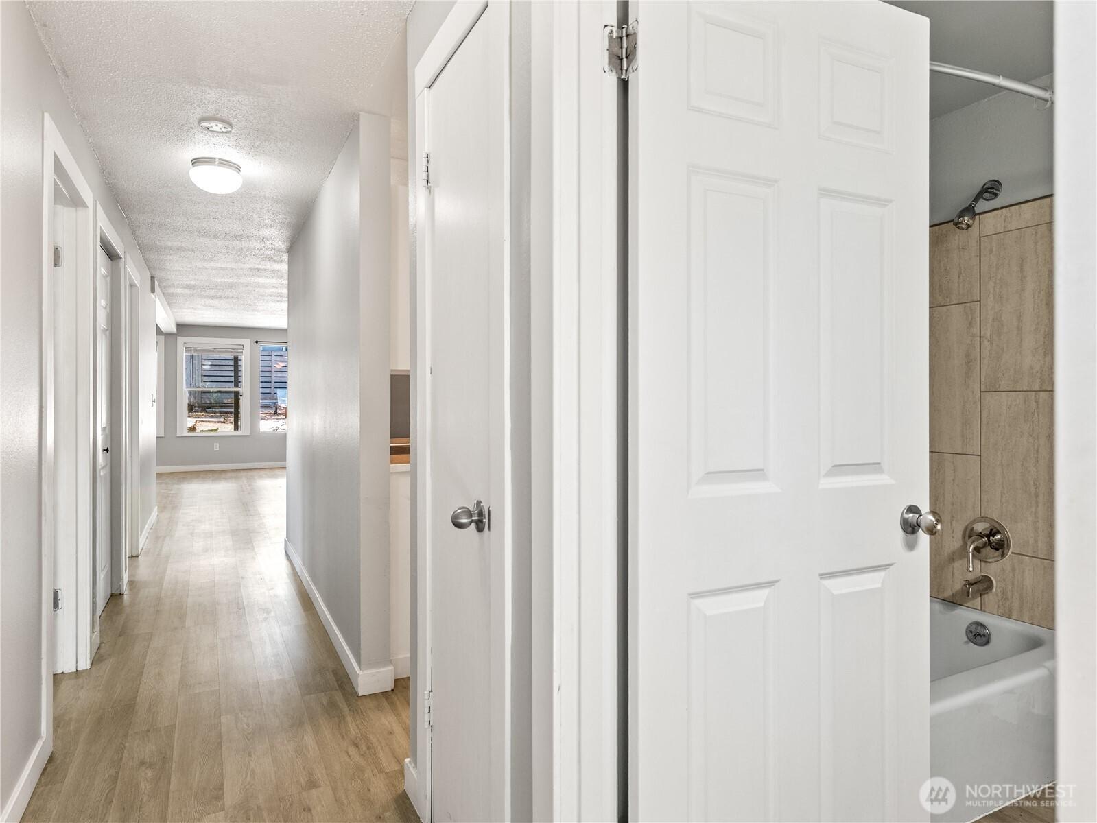 BURIEN, Washington, 98146, United States, ,Residential,For Sale,1913716