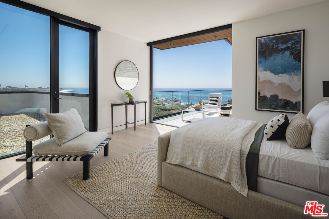 Malibu, California, 90265, United States, 5 Bedrooms Bedrooms, ,10 BathroomsBathrooms,Residential,For Sale,1707540